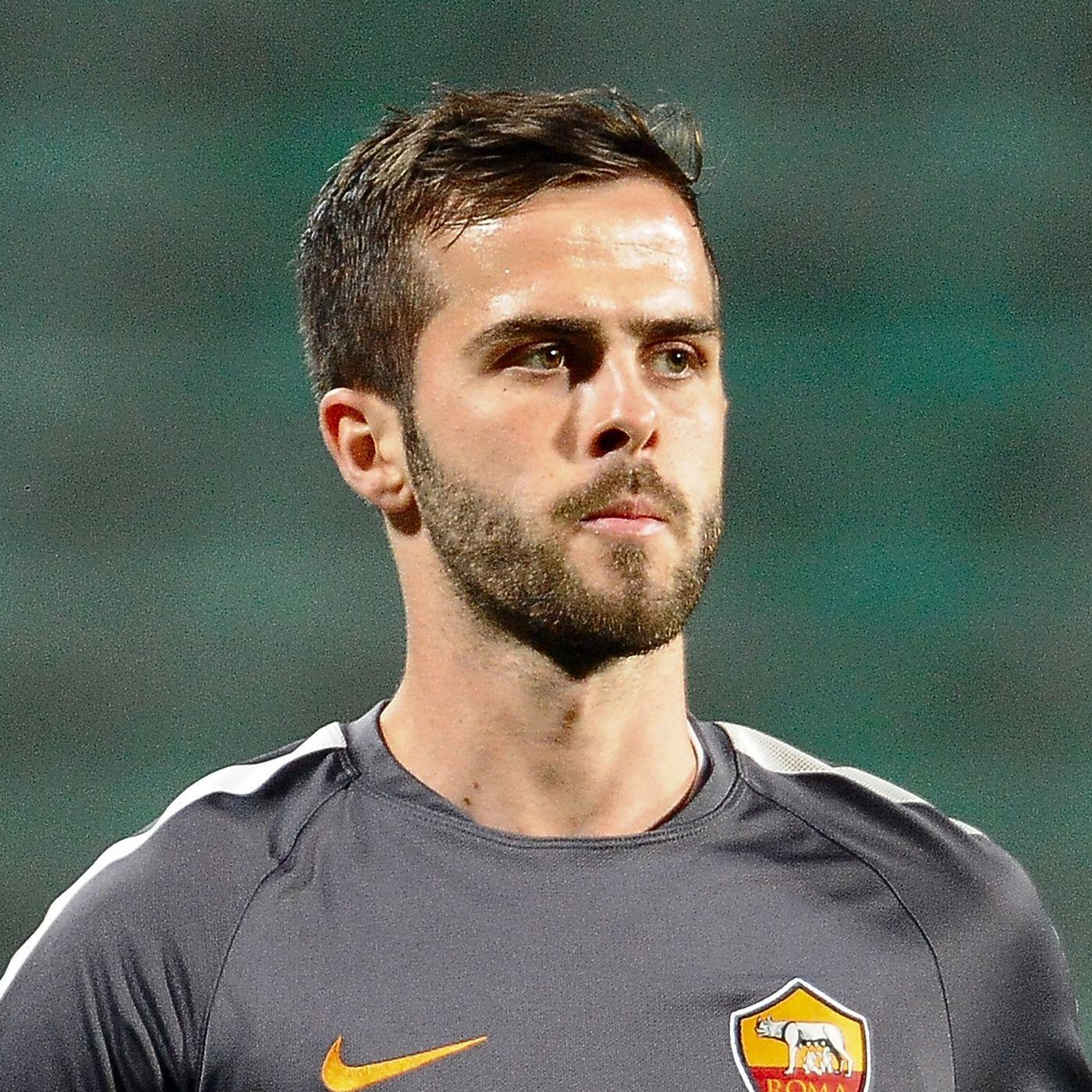 1400x1400 Roma Puts €45M Price Tag on Miralem Pjanic Di Totti
