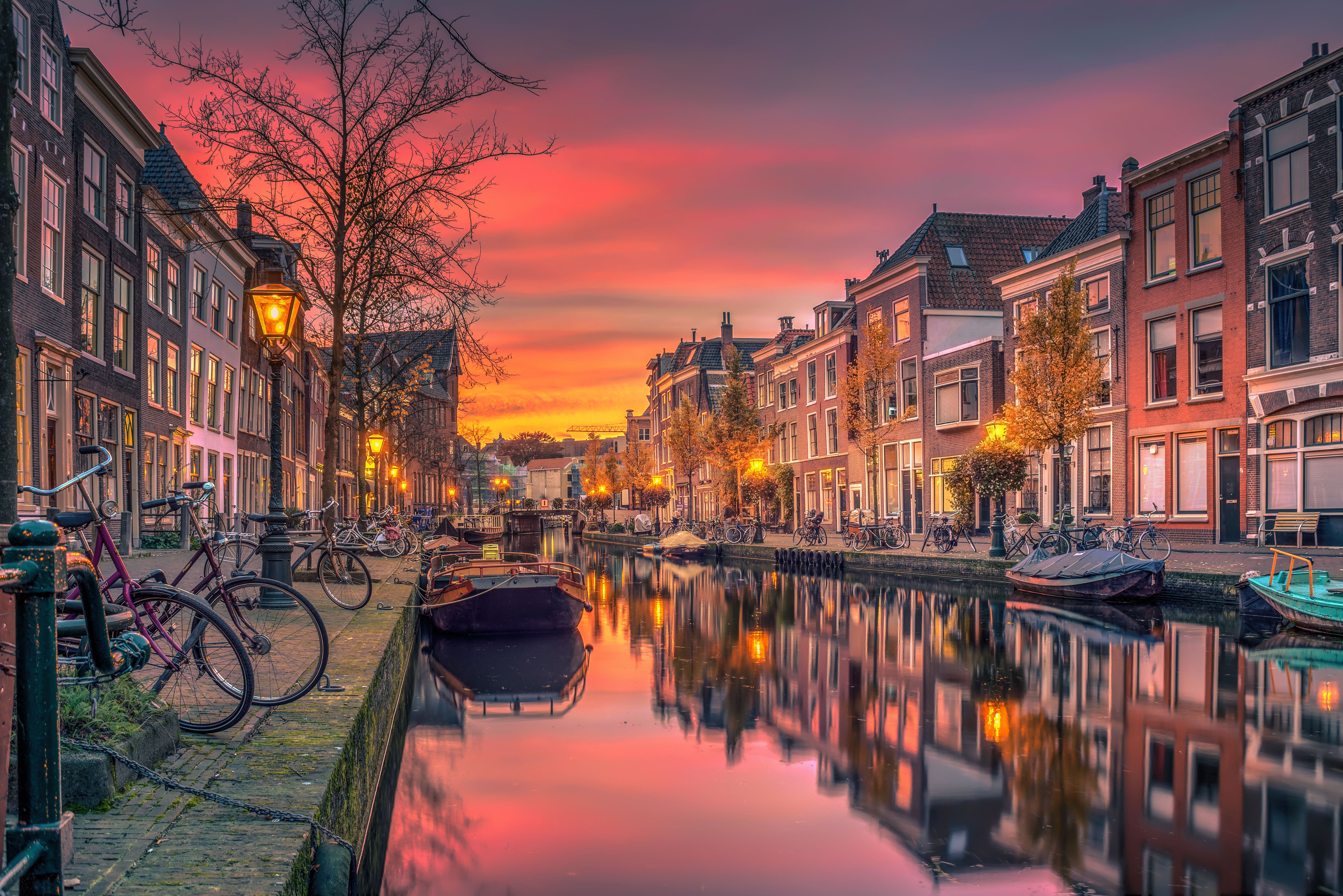 6012x4011 Leiden, Oude Rijn