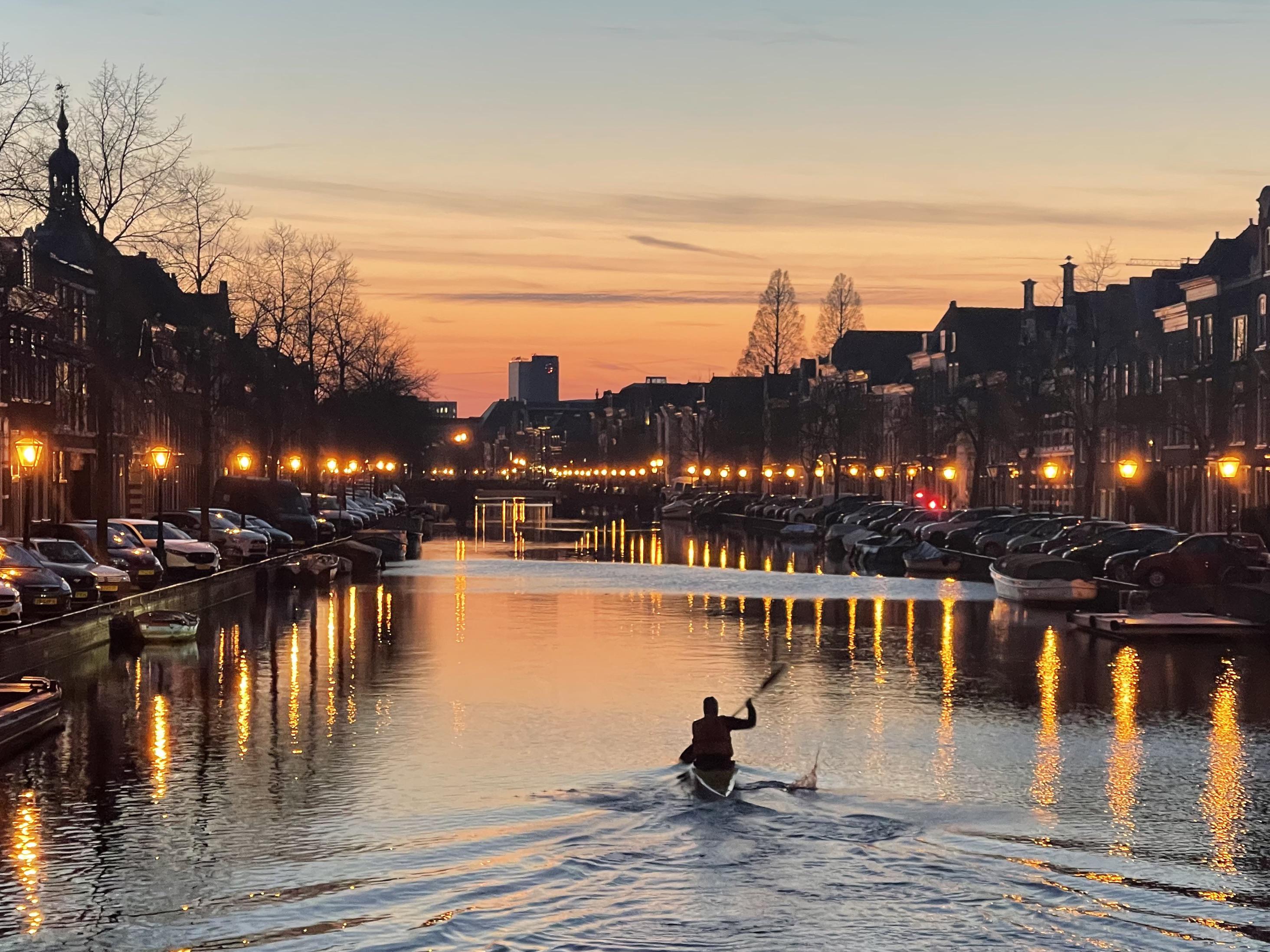 2928x2196 Sunset in Leiden