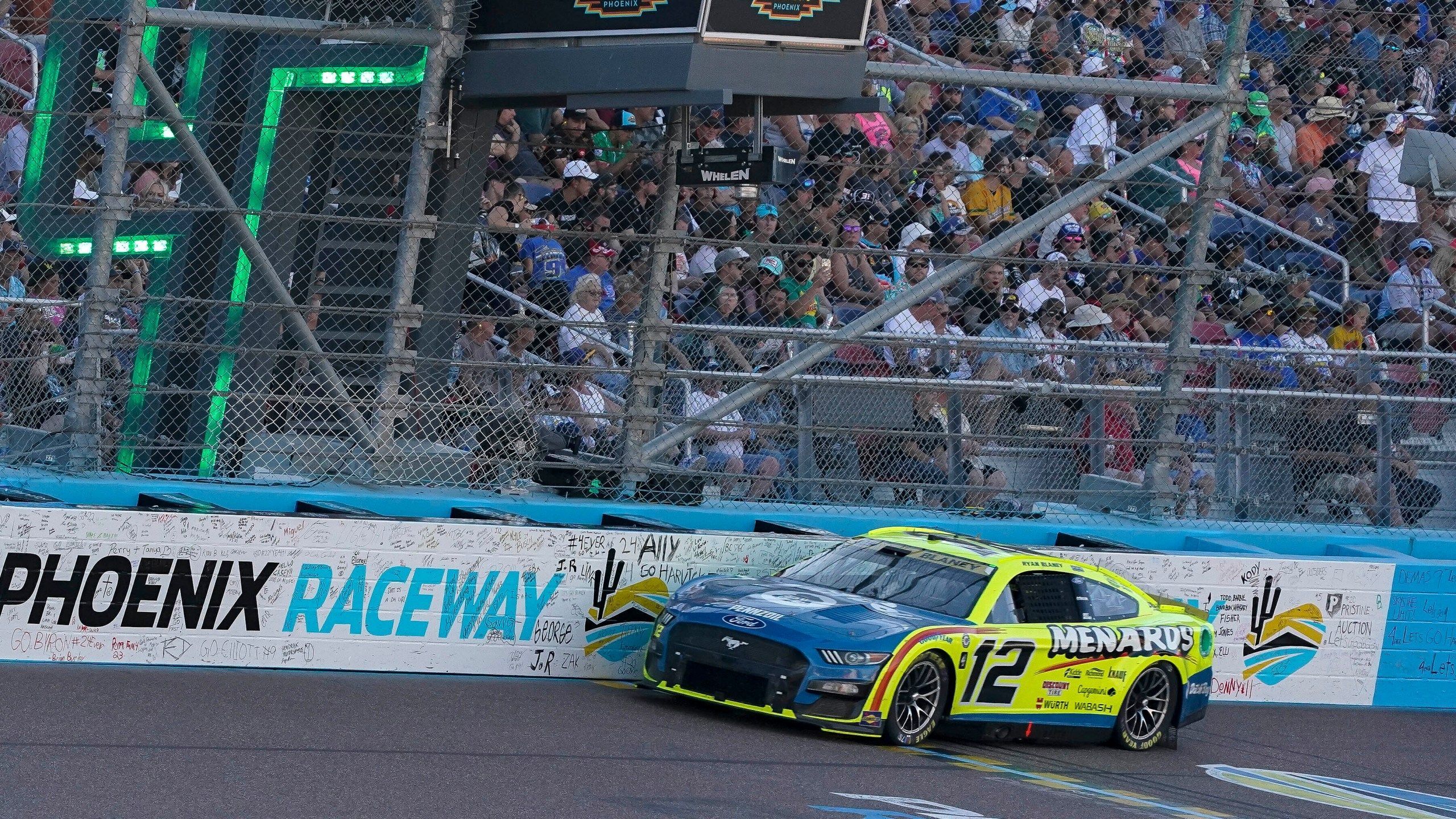 2560x1440 Ryan Blaney wins NASCAR Cup Series Championship