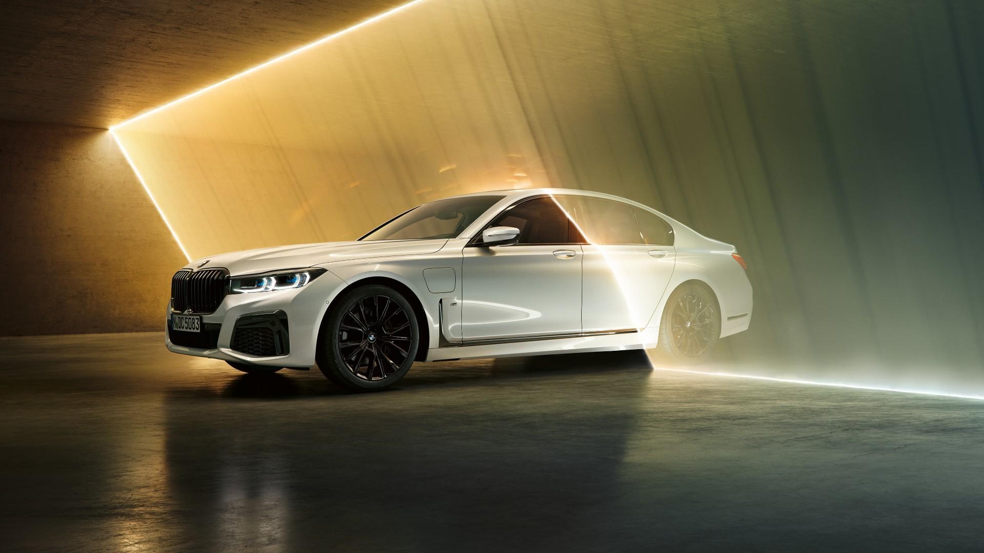 1920x1080 BMW 7 Series Plug In Hybrid Rated Just 16 Electric Miles