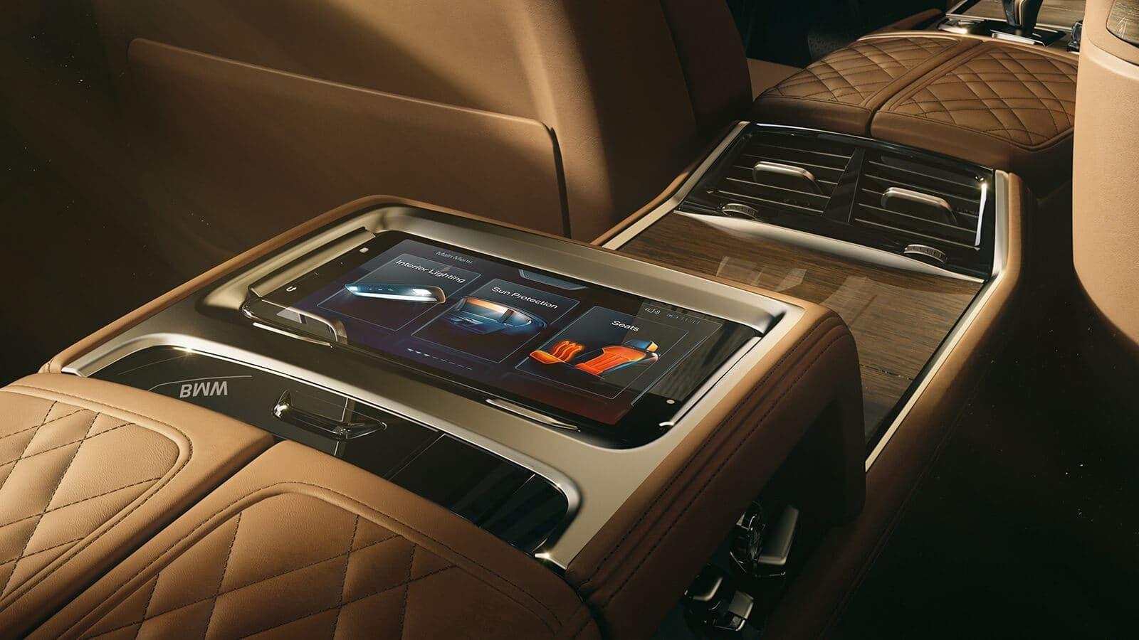 1600x900 BMW 7 Series near Orlando, FL