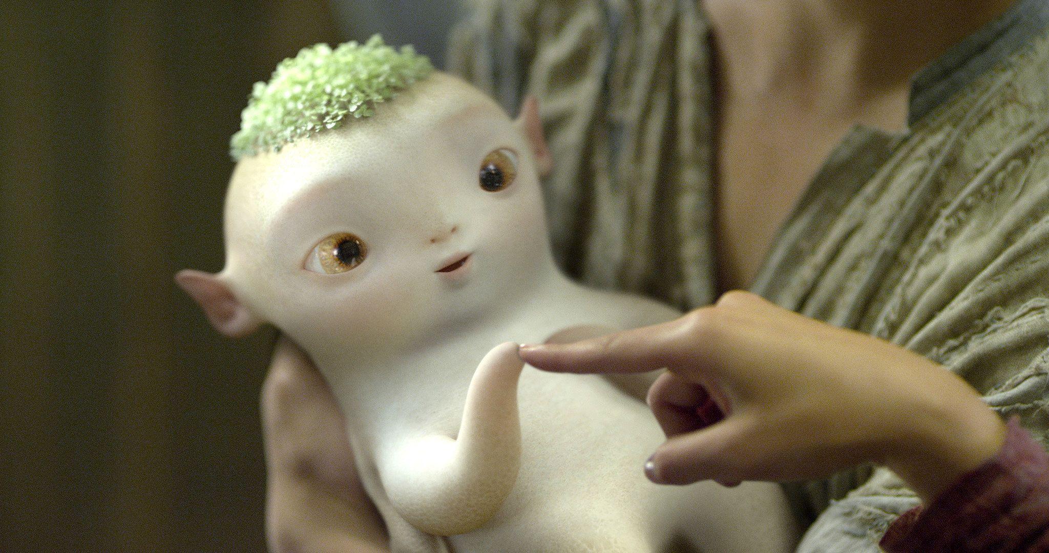 2048x1080 Review: 'Monster Hunt' Features a Baby Beast on the Run With Its
