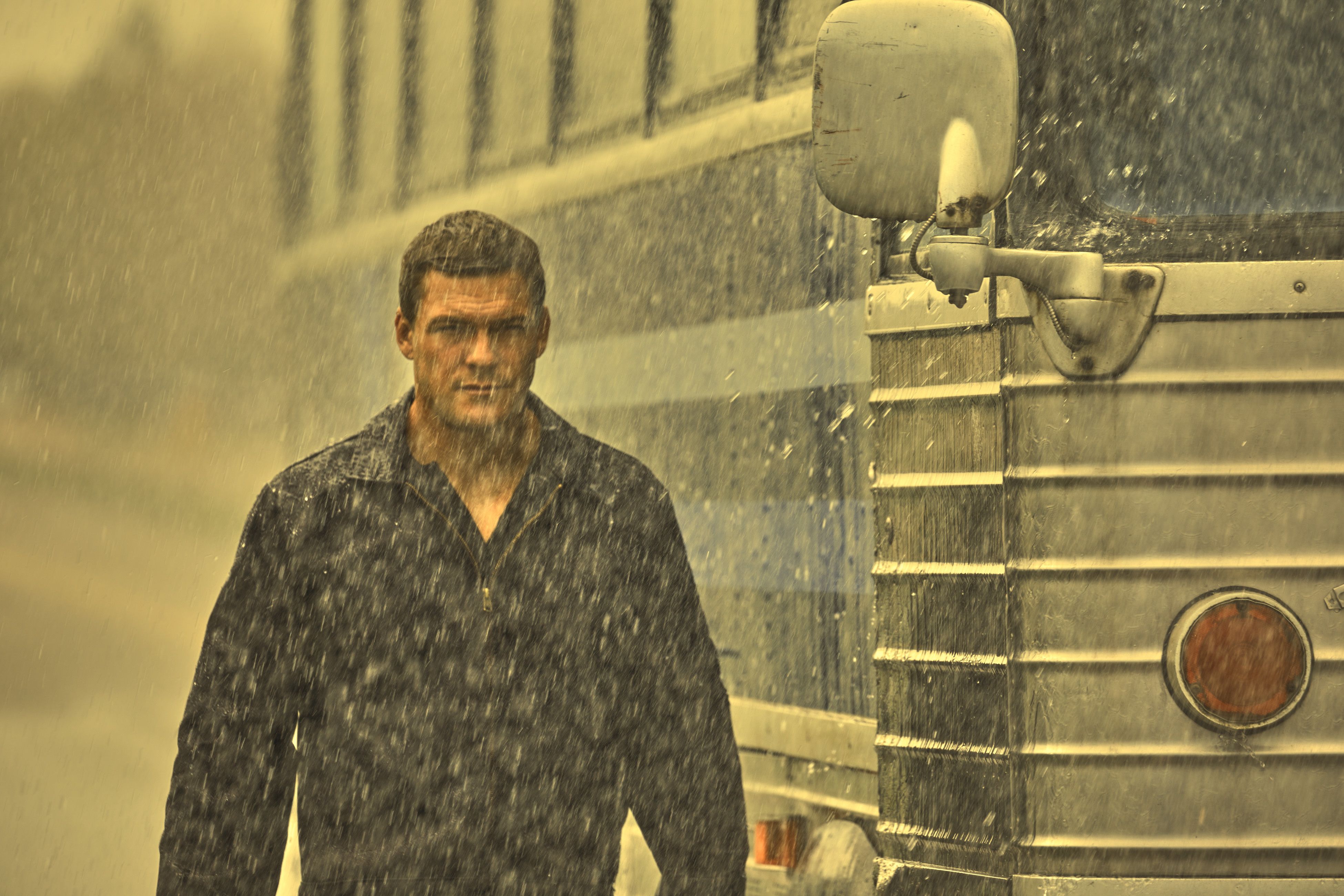 3900x2600 Alan Ritchson as Jack Reacher HD Wallpaper, HD TV Series 4K Wallpaper, Image and Background