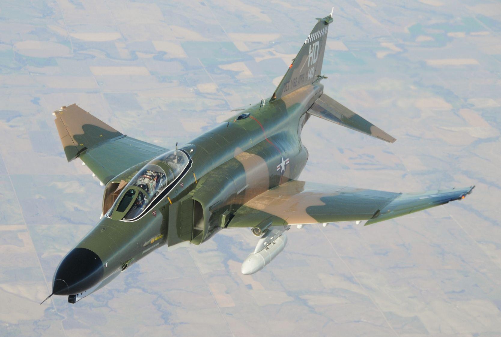 1668x1123 McDonnell Douglas F 4 Phantom II