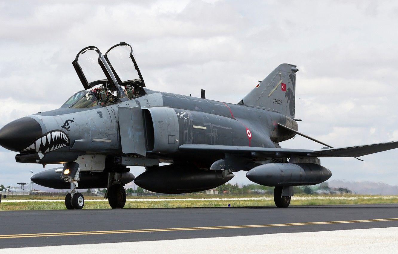 1332x850 Wallpaper Fighter, Lantern, Pilots, F 4 Phantom II, Chassis