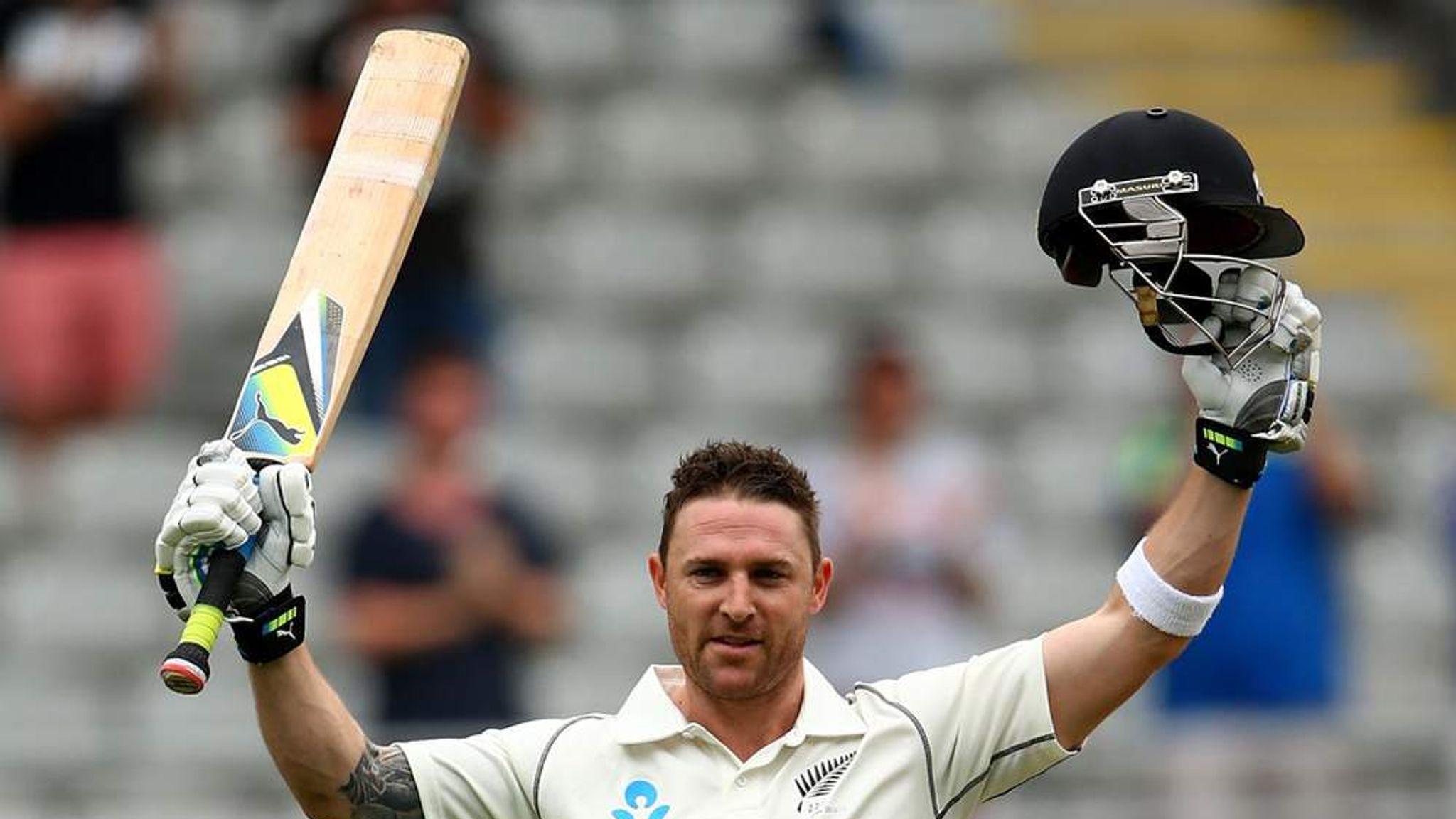 2048x1152 McCullum Becomes First Kiwi To Score Test 300