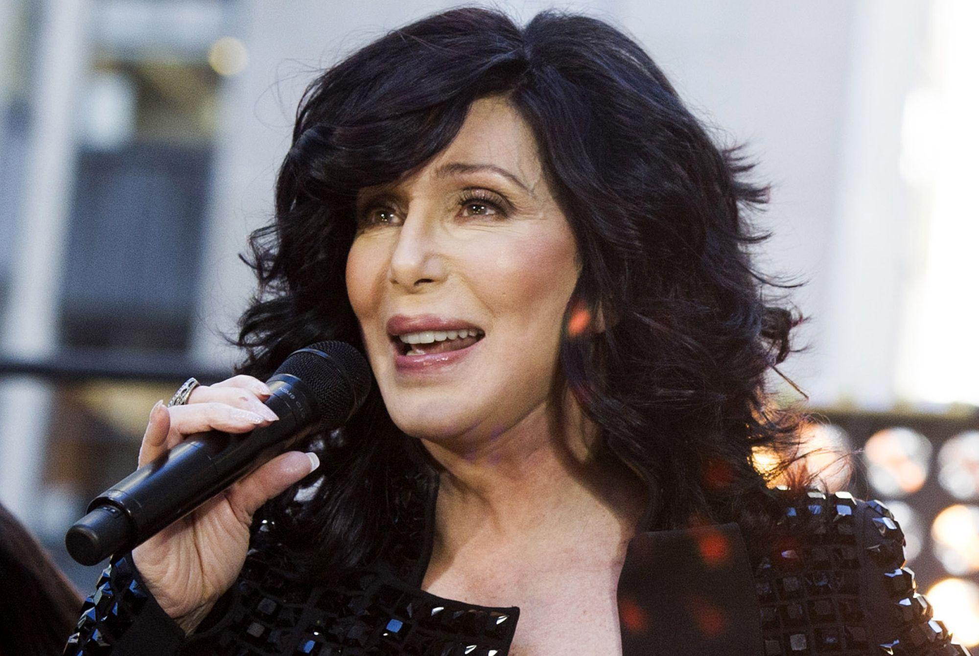 Cher Wallpapers - Top Free Cher Backgrounds - WallpaperAccess