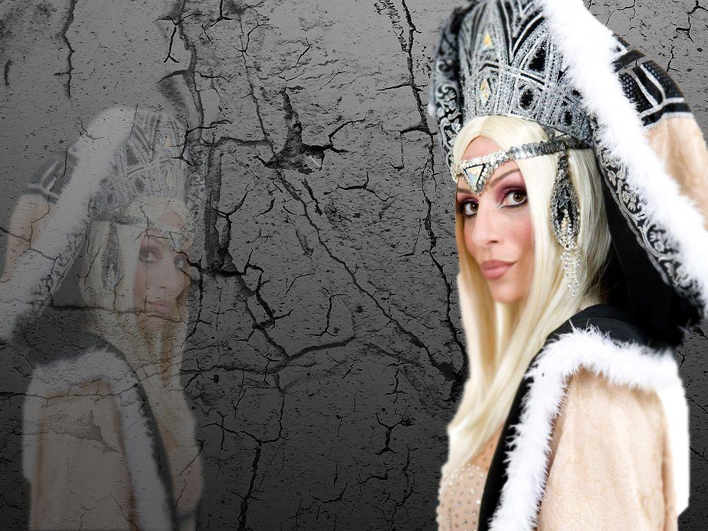 1024x768 Actors Image: Cher Wallpaper