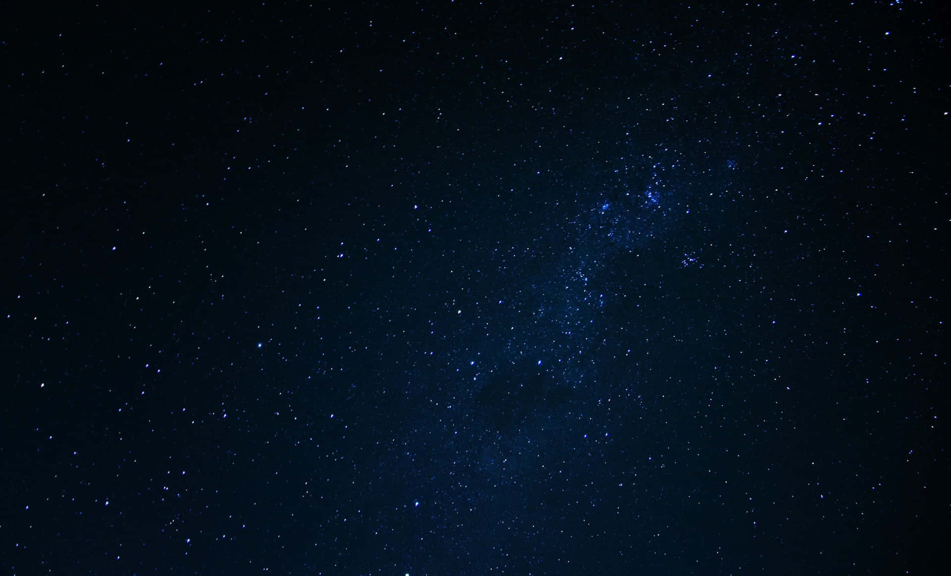 1920x1163 Download Looking up at bright shining stars in the night sky