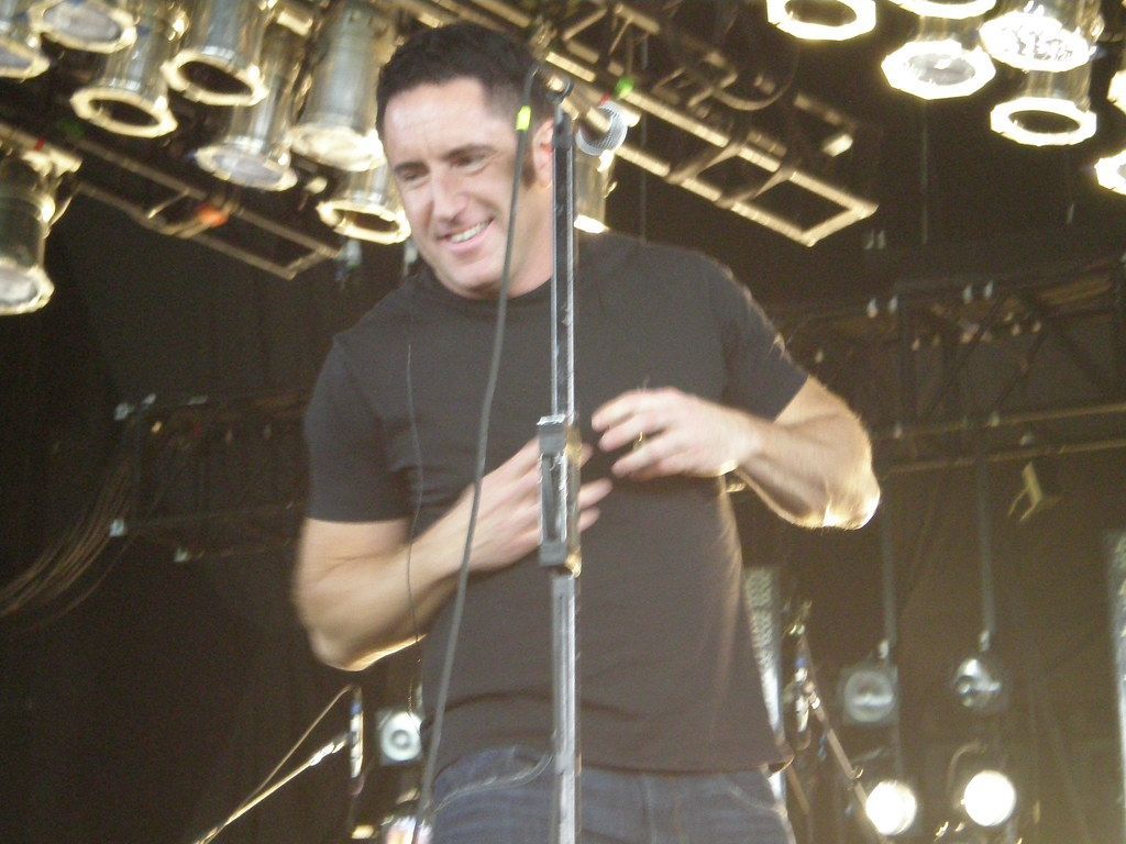 1024x768 Trent Reznor. A funny moment following a sound tech playing