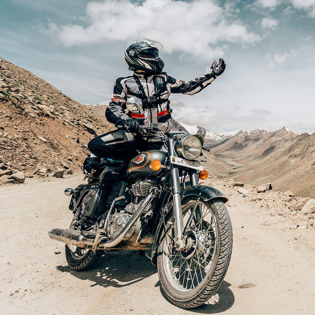 1080x1080 Royal Enfield Bullet 500 Price, Reviews, Colors, Loan EMI, Mileage