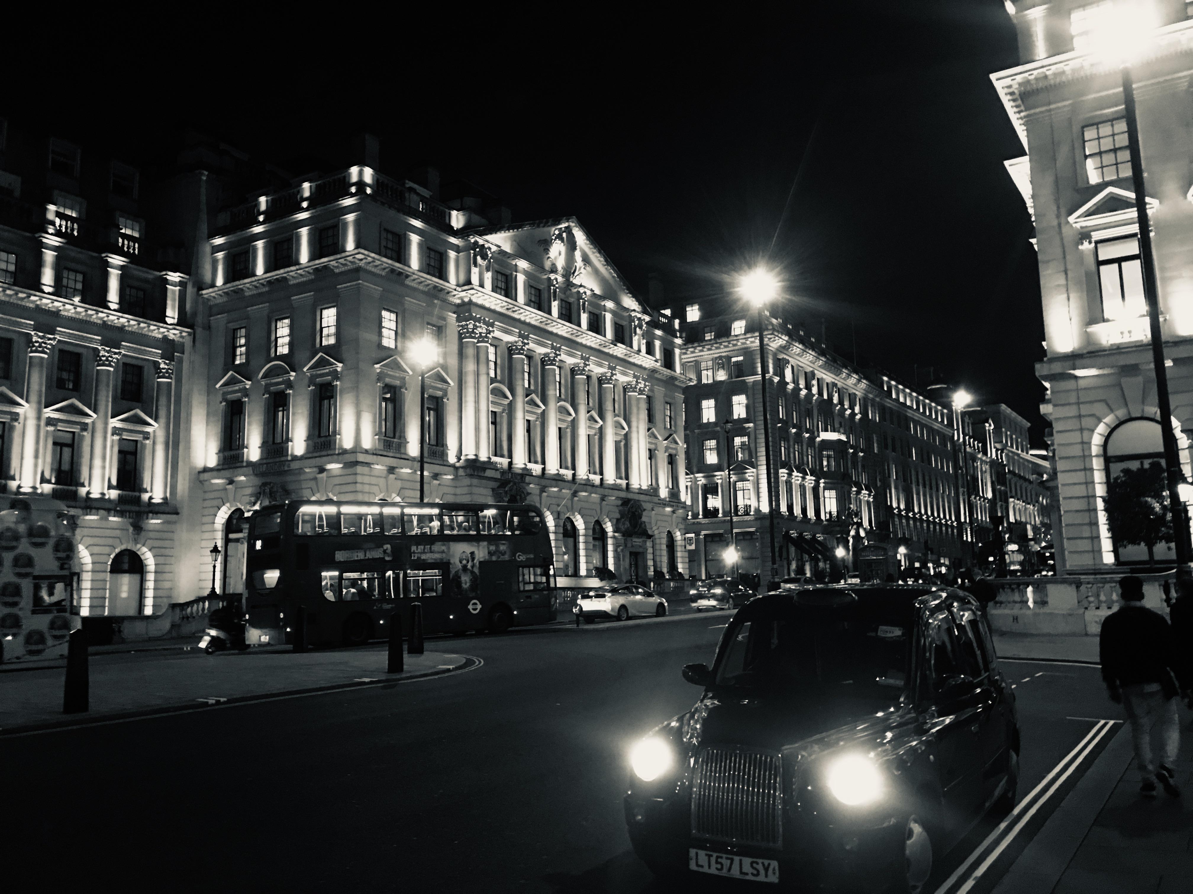 4032x3024 London 4K wallpaper for your desktop or mobile screen free