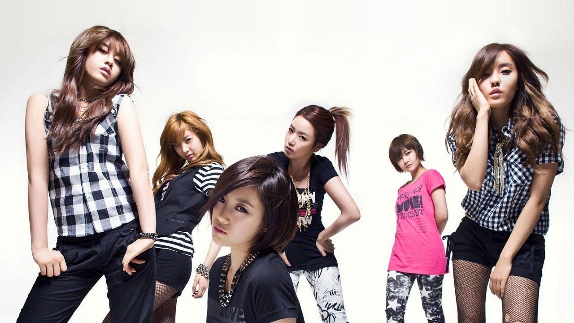 V t group. Группа t-Ara. T -Ara &Davichi корейская группа. Участницы группы t-Ara.