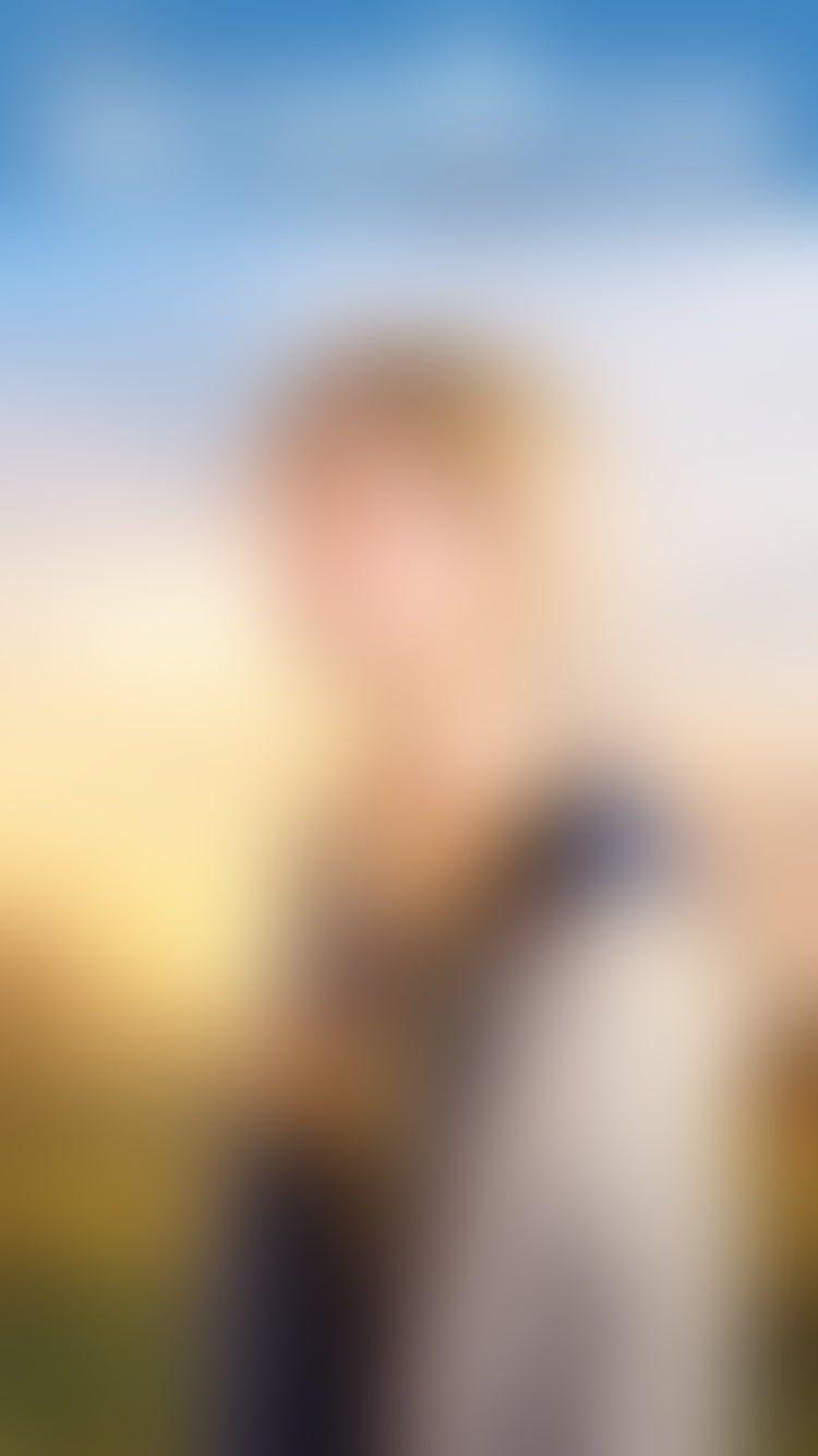 750x1334 13th Doctor phone wallpaper