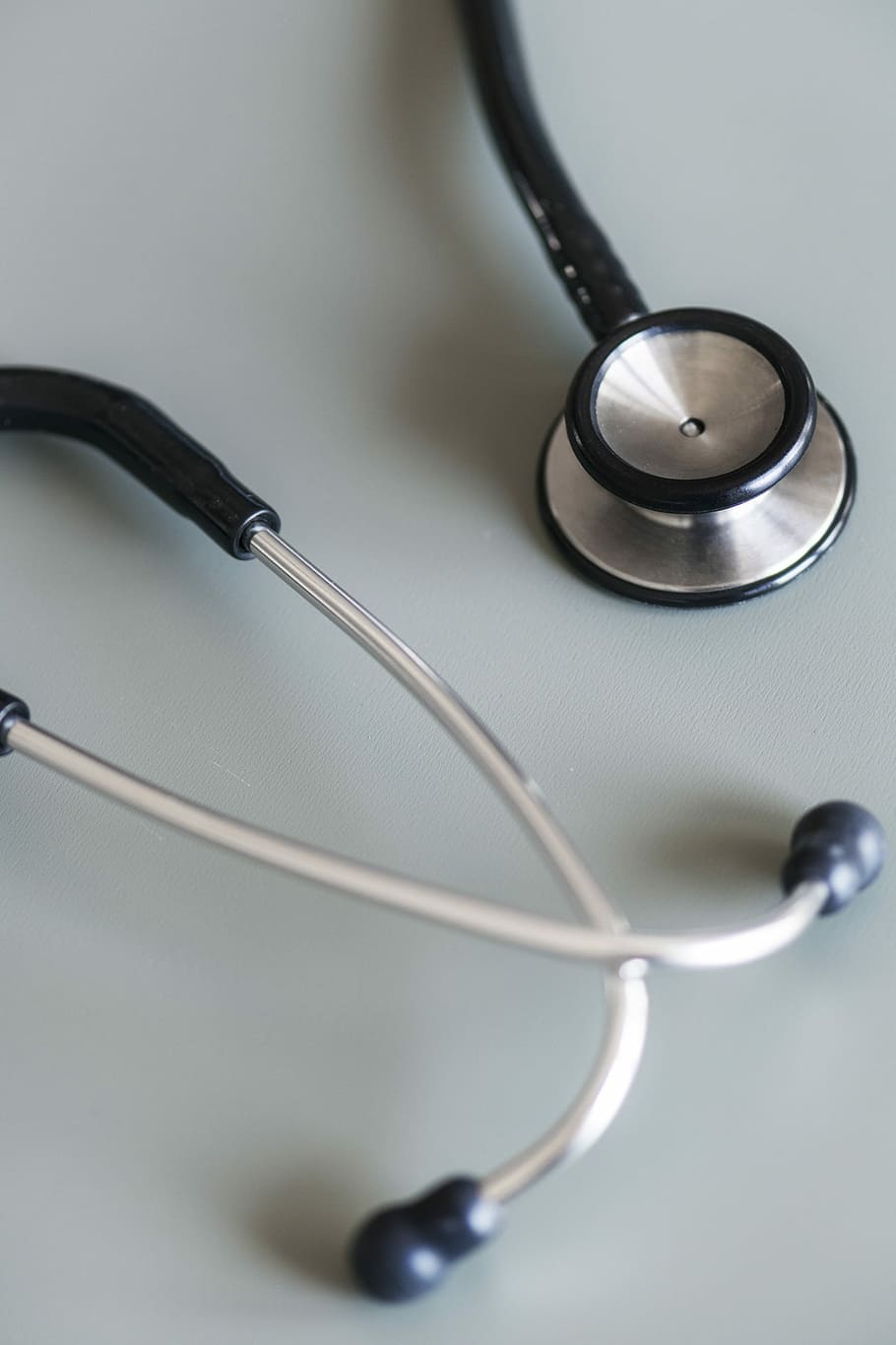 910x1366 Stethoscope 1080P, 2K, 4K, 5K HD wallpaper free download