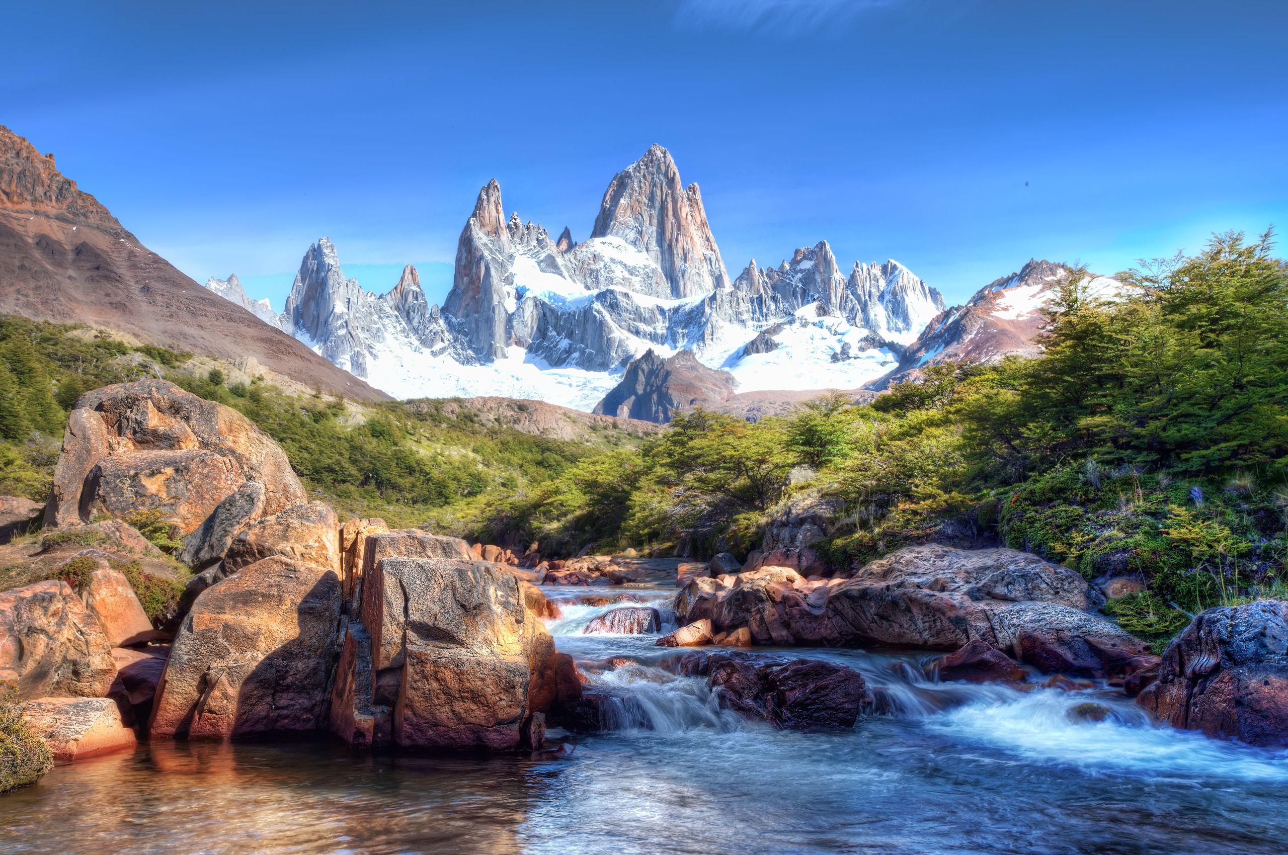 2560x1700 Mountain River Wallpaperx1700