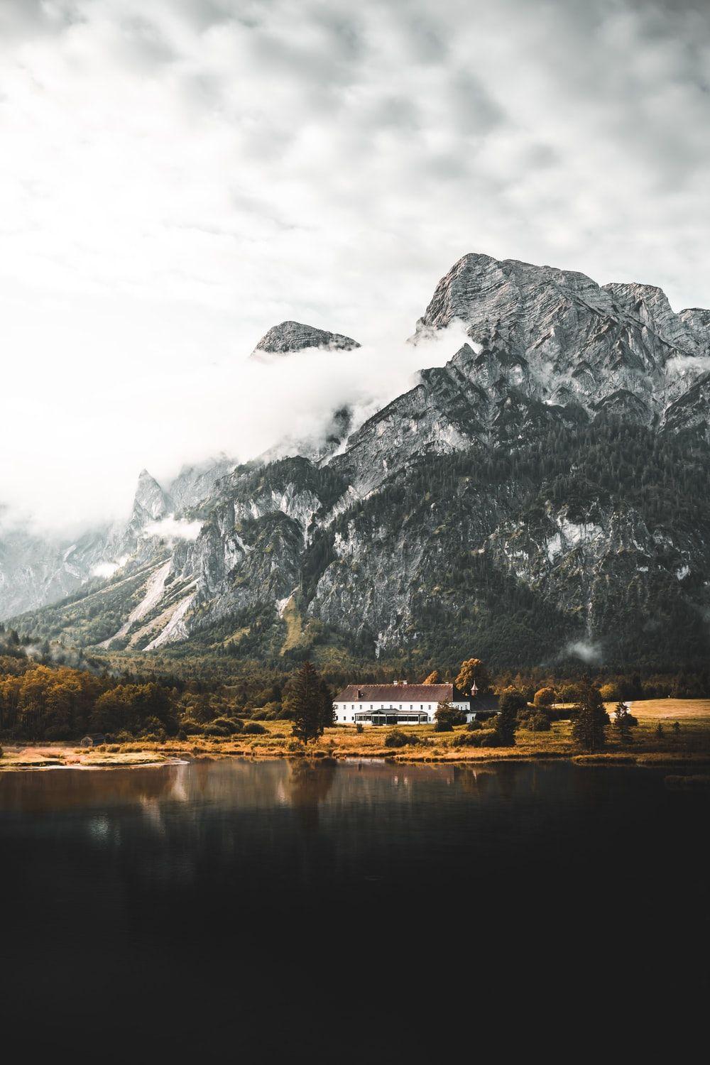 1000x1500 Fog Mountain Picture. Download Free Image