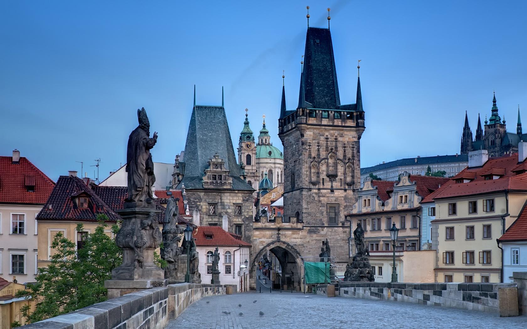 1680x1050 Charles Bridge, Prague 1680x1050 Wallpaper