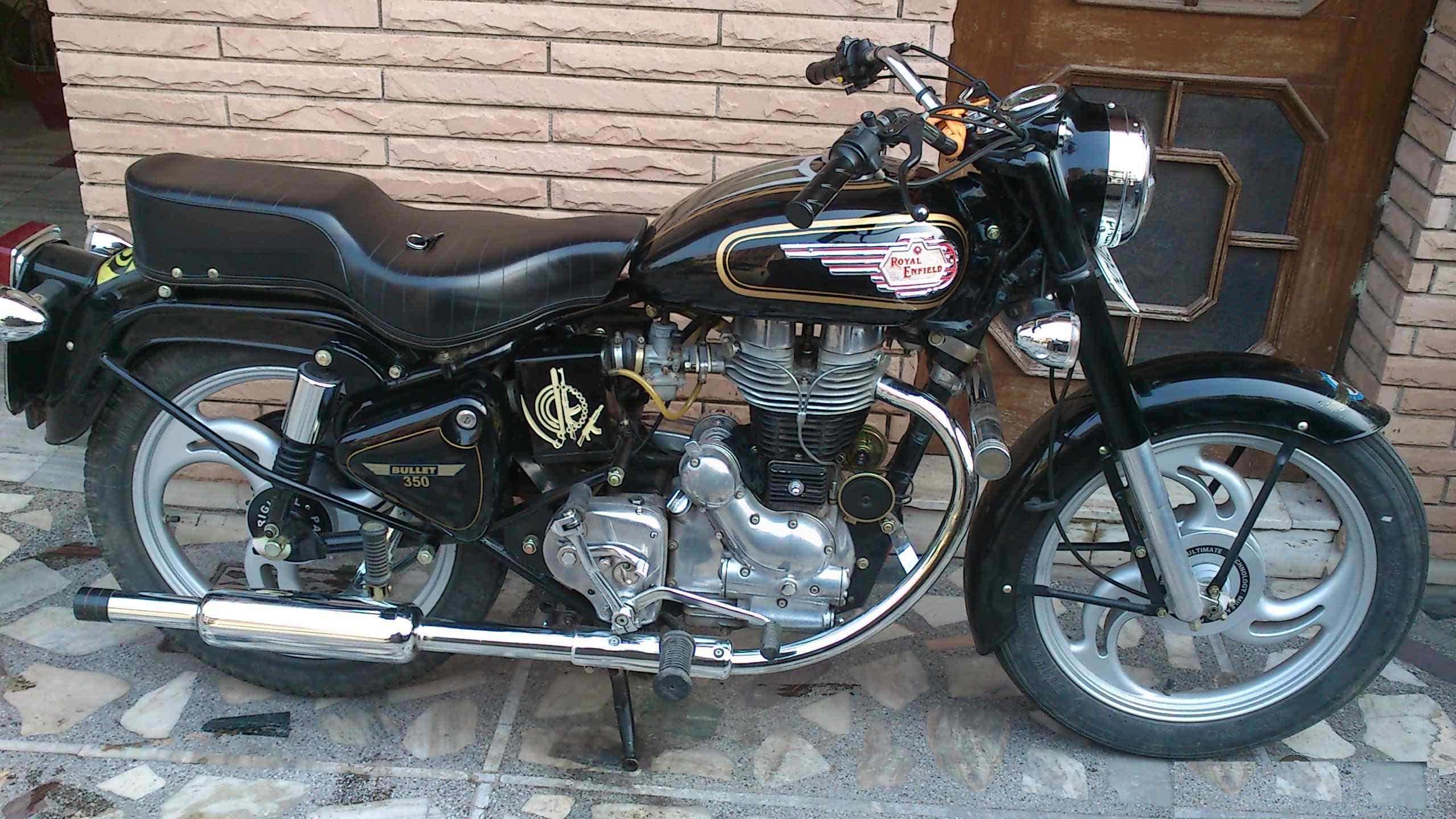 2560x1440 Royal Enfield Standard 350 Wallpaper HD