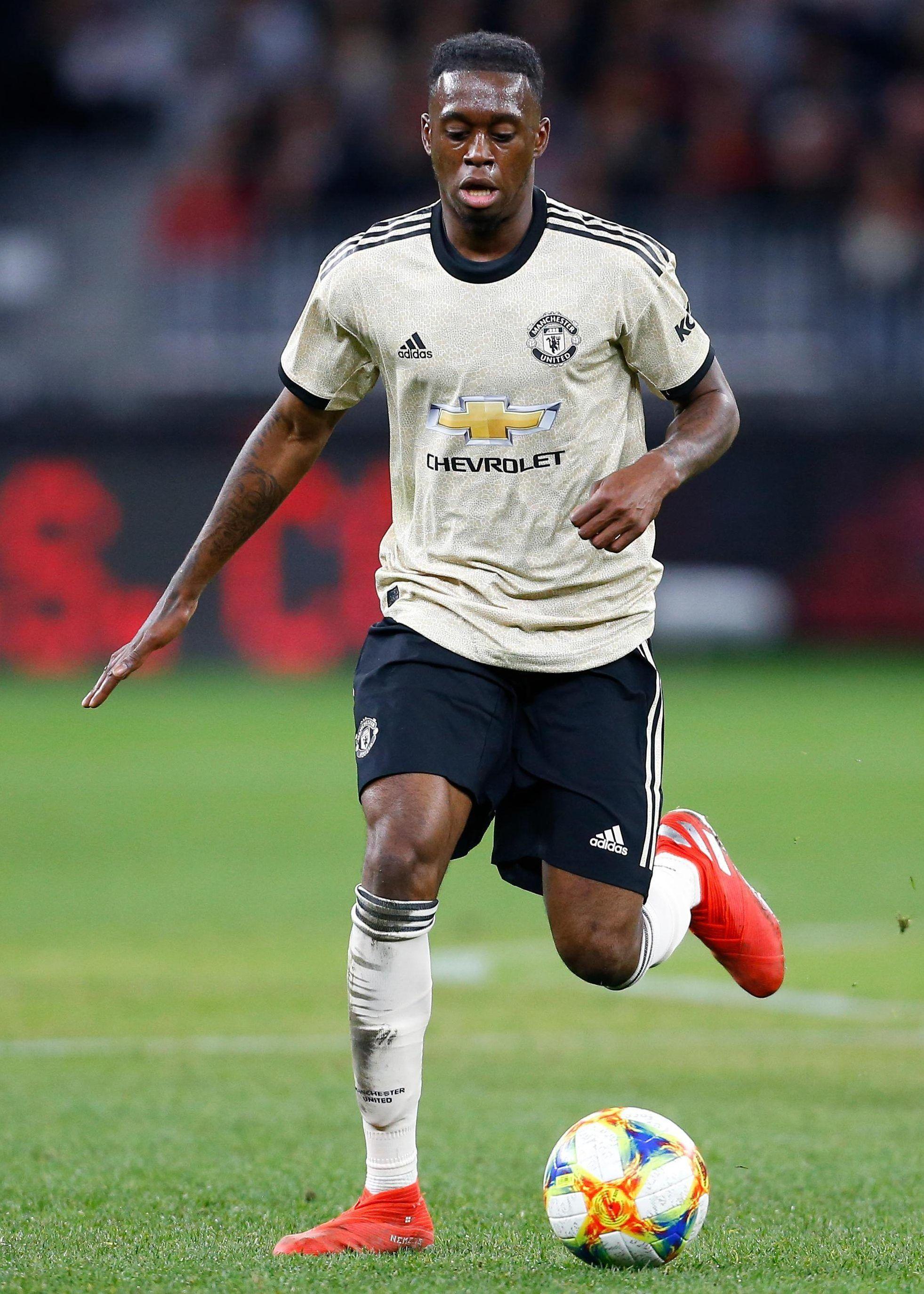 1963x2748 Man Utd Star Aaron Wan Bissaka Nicknamed The Spider