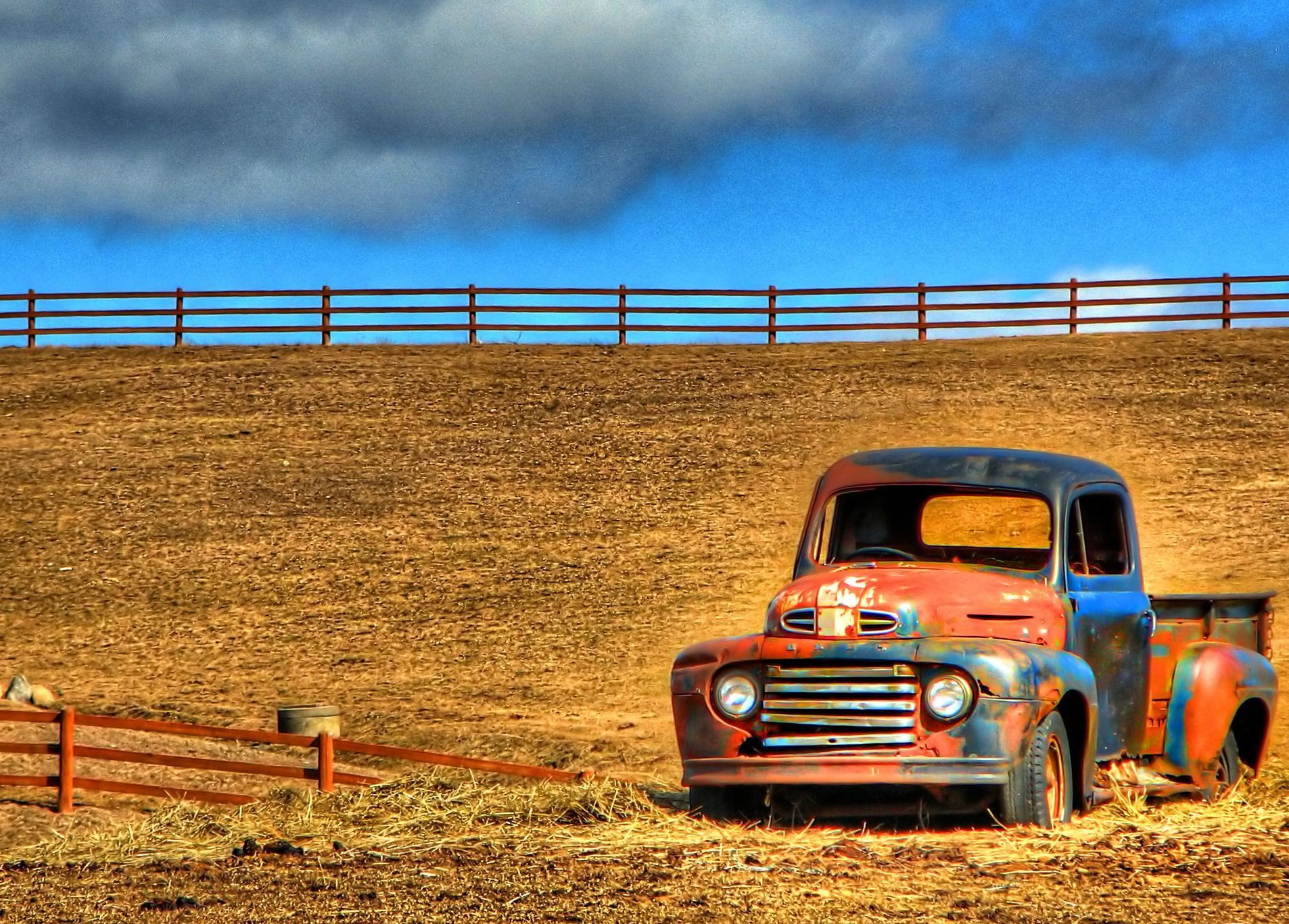 1906x1367 Farm Truck Wallpaper