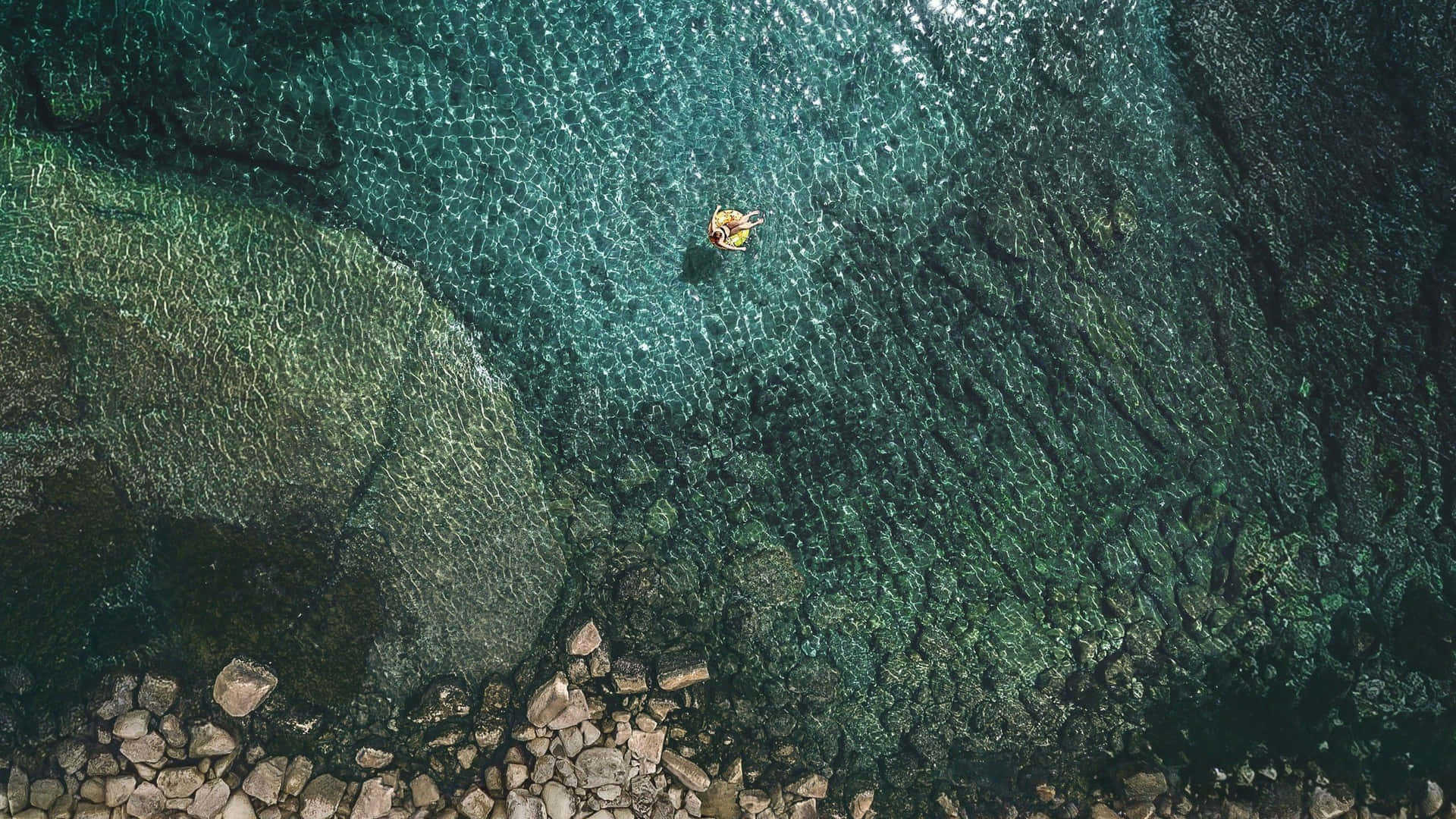 1920x1080 Download New Features of iOS Desktop Wallpaper