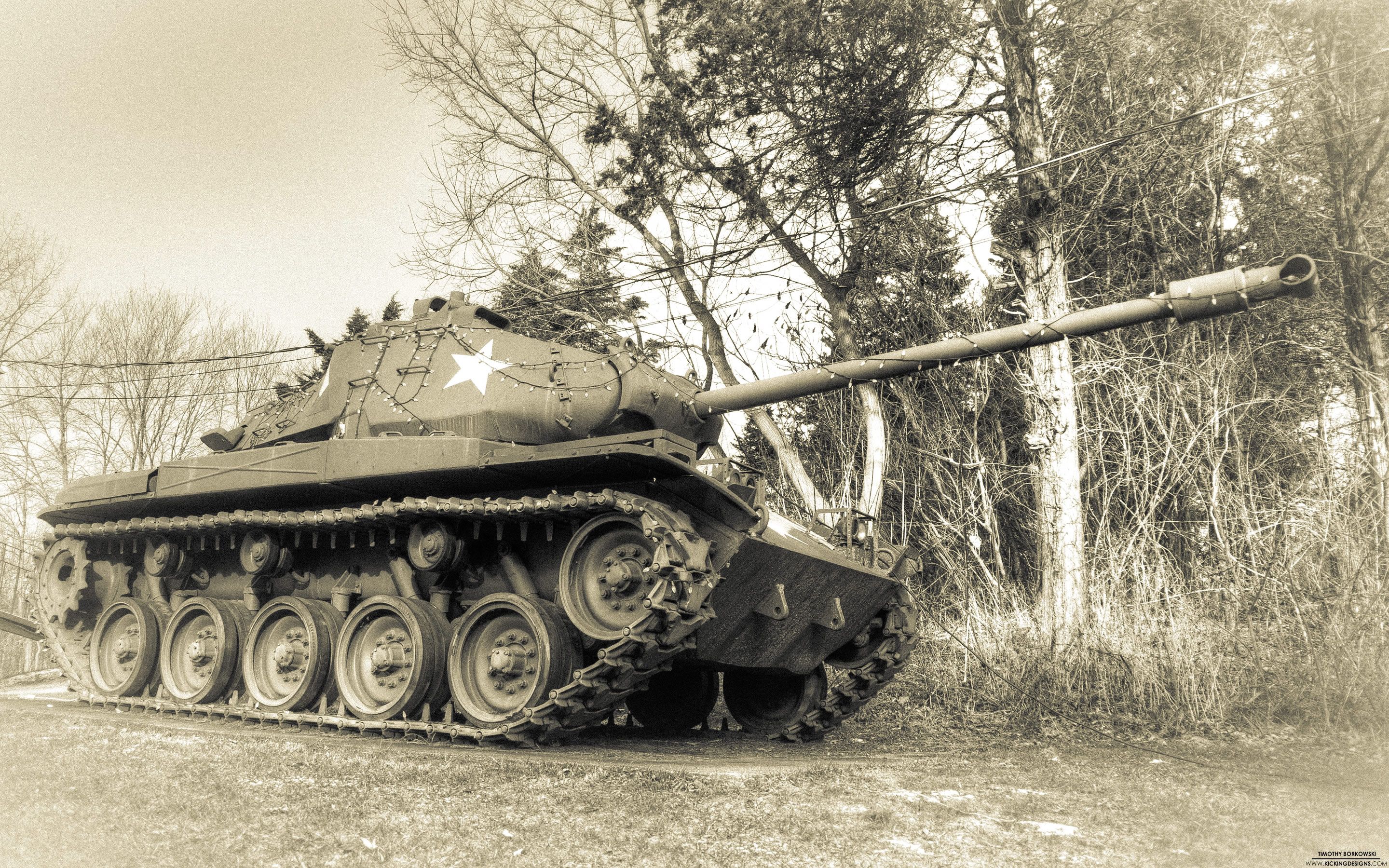 2880x1800 World War II Tank 5 13 2013 Wallpaper