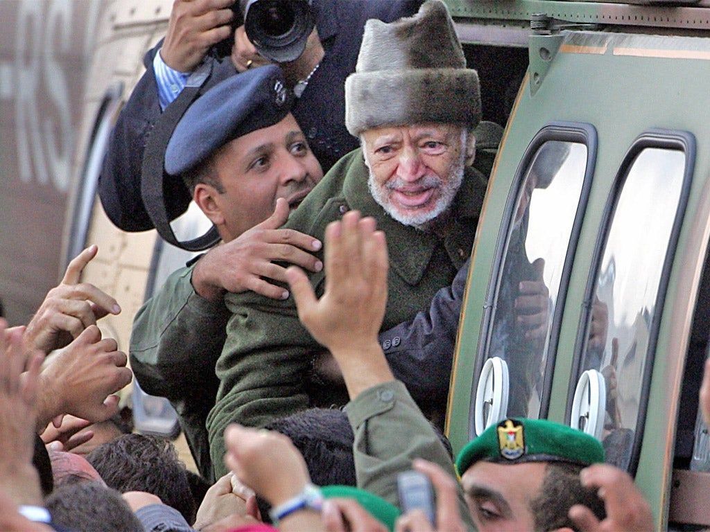 1024x768 Palestinian president approves Yasser Arafat autopsy