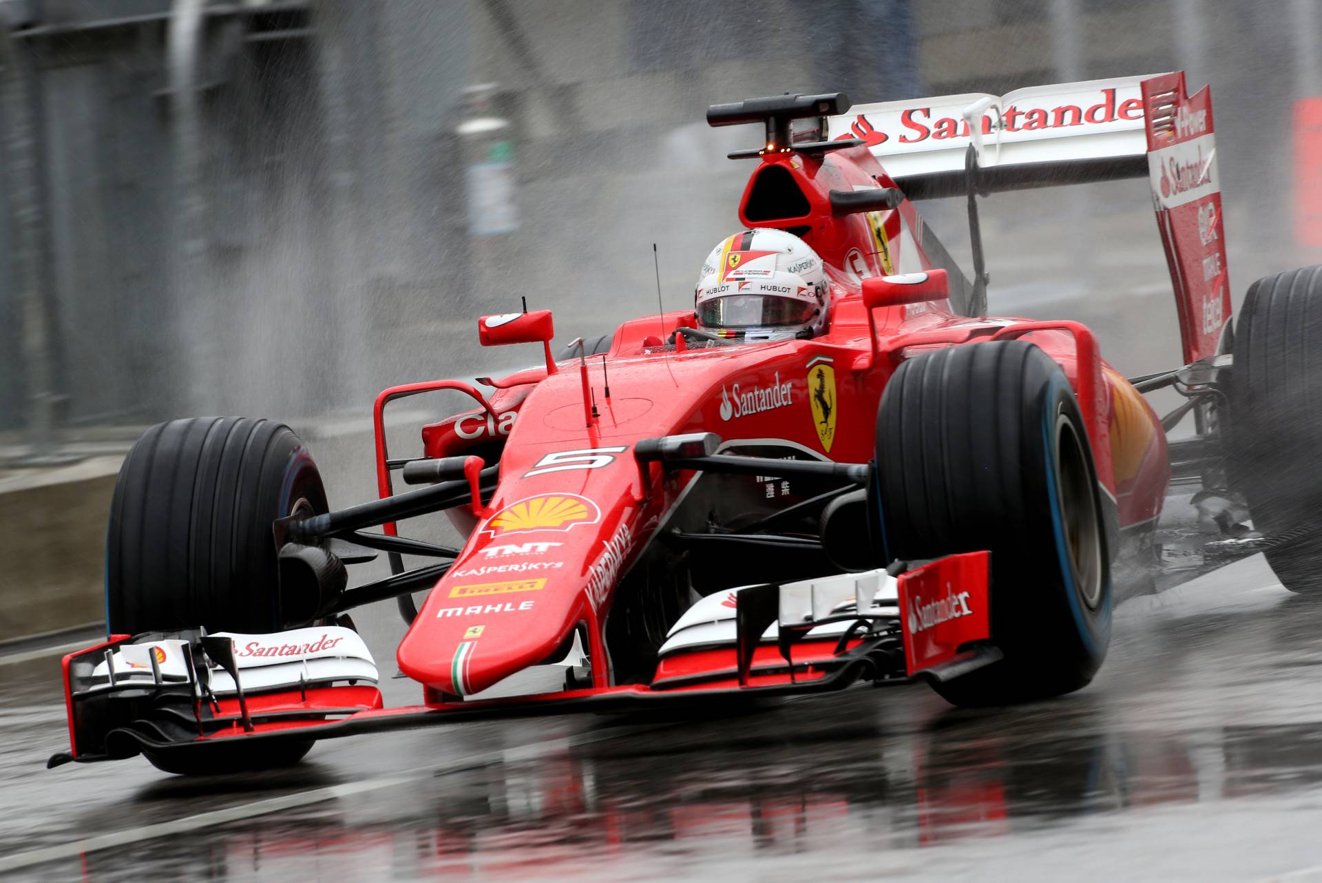 1920x1282 Sebastian Vettel, Scuderia Ferrari, SF15 T. Marco's Formula 1 Page