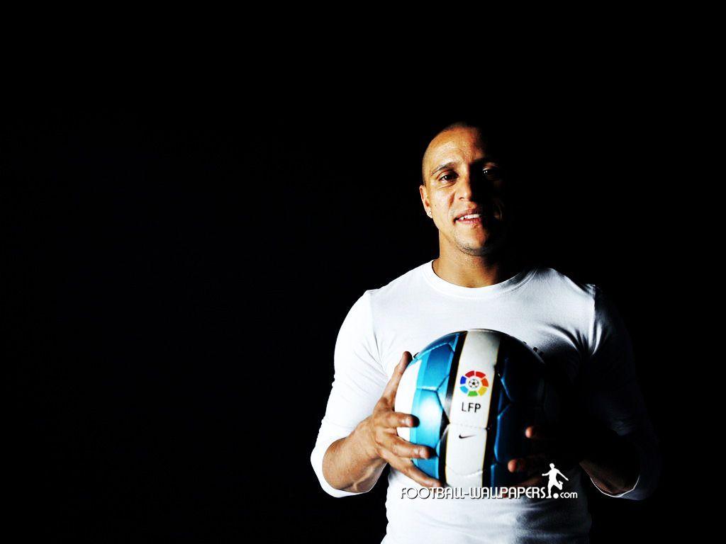 1024x768 Roberto Carlos Brazilian Footballer 8. Roberto Carlos, HD Image