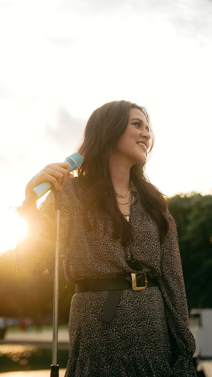 675x1200 Raisa Andriana Wallpaper