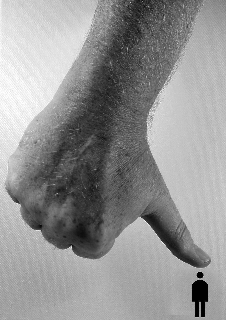 904x1280 Free Mench & Oppression Image