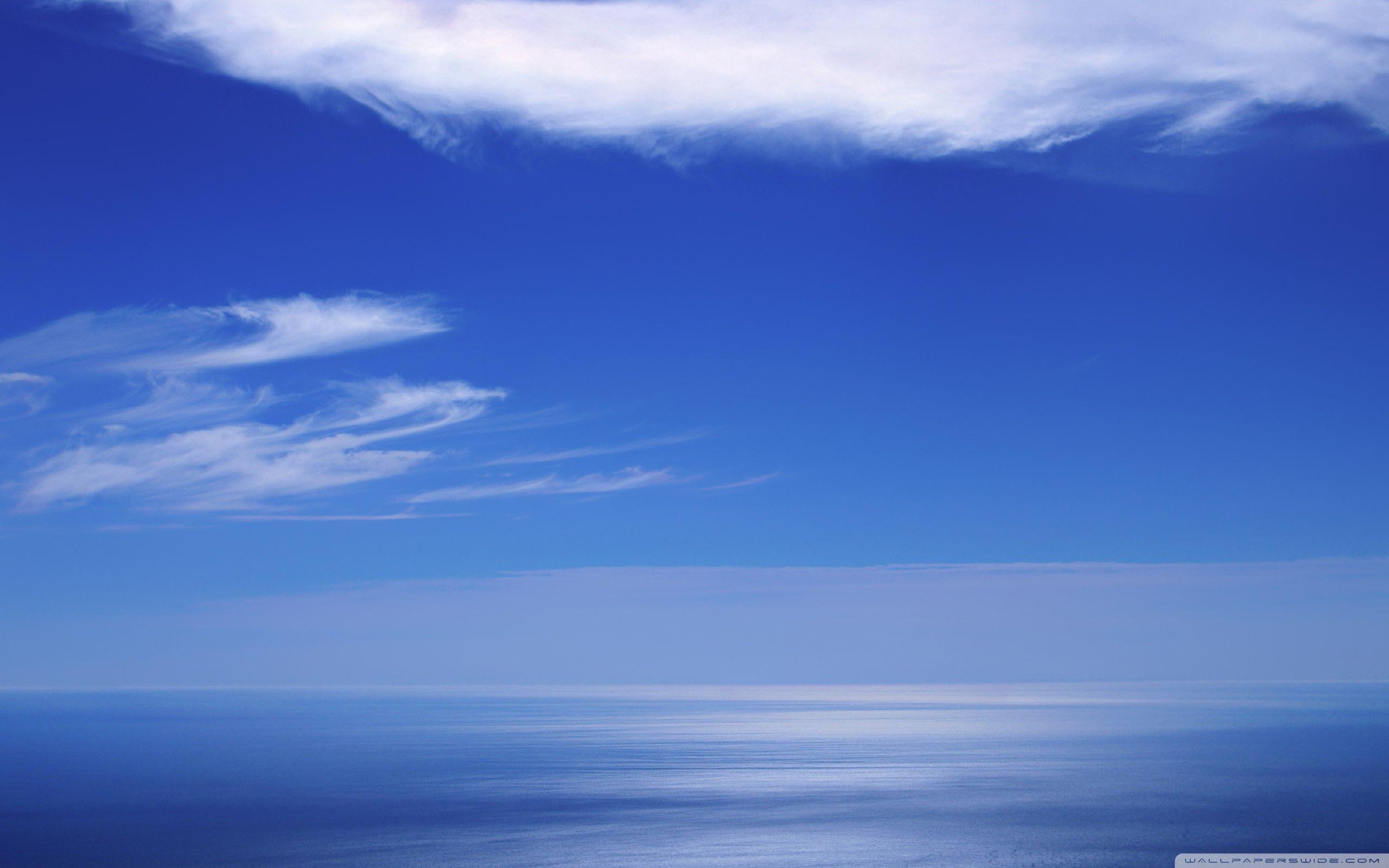 2560x1600 Calm Ocean And Blue Sky Hình nền cho máy tính để bàn Ultra HD https://wallpaperaccess.com/full/2474055.jpg