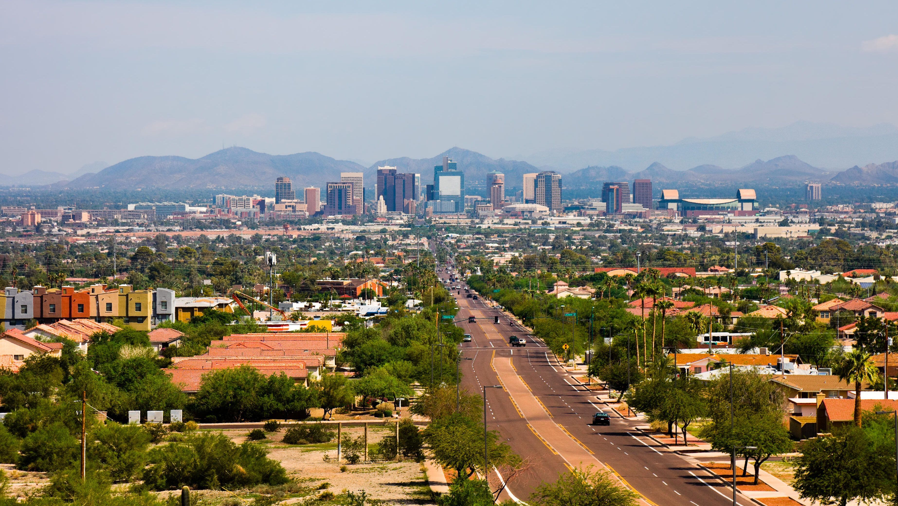 3691x2081 Phoenix Skyline Wallpaper