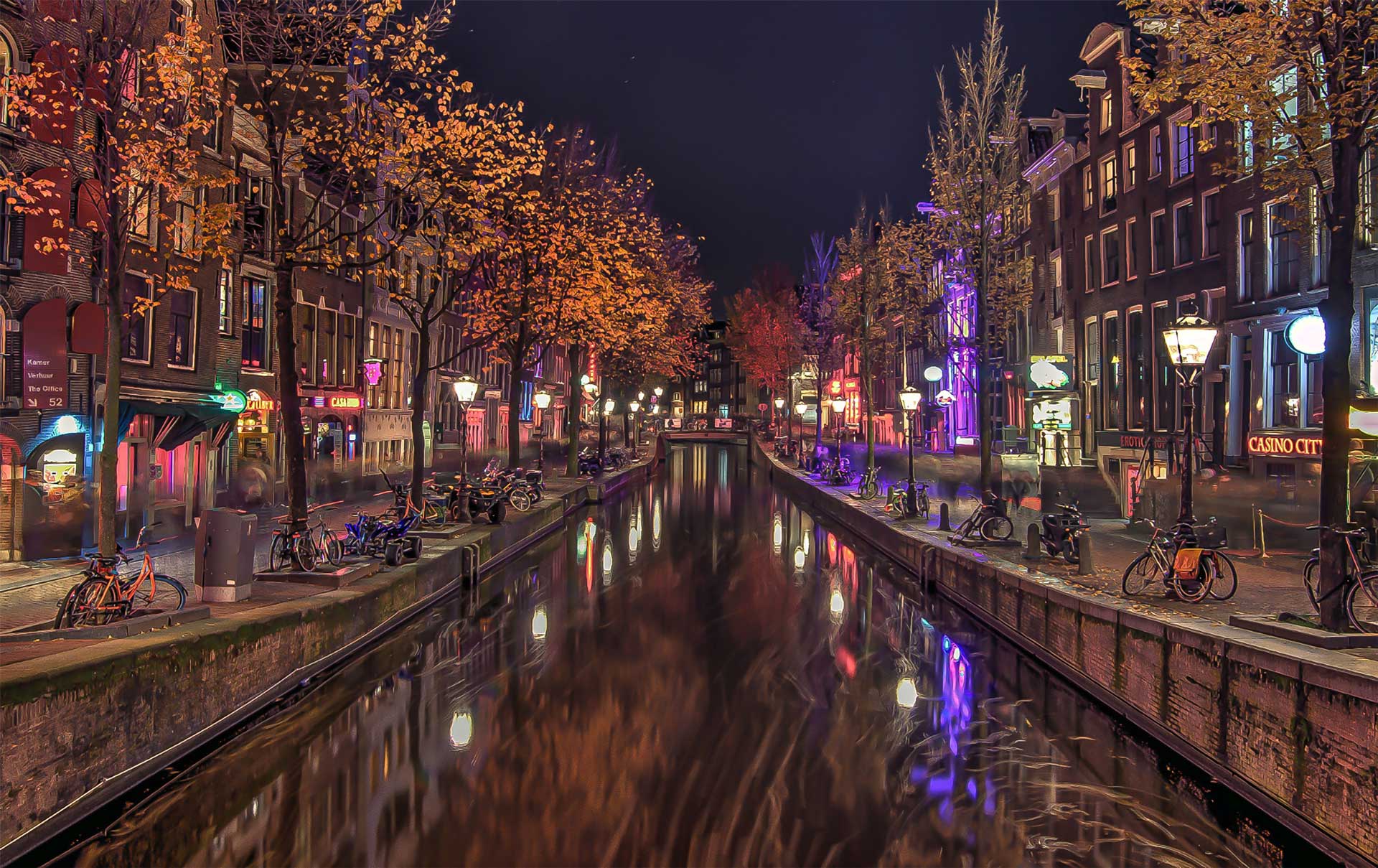 1920x1209 Tips for visiting the Red Light District of Amsterdam Umbrella Tours