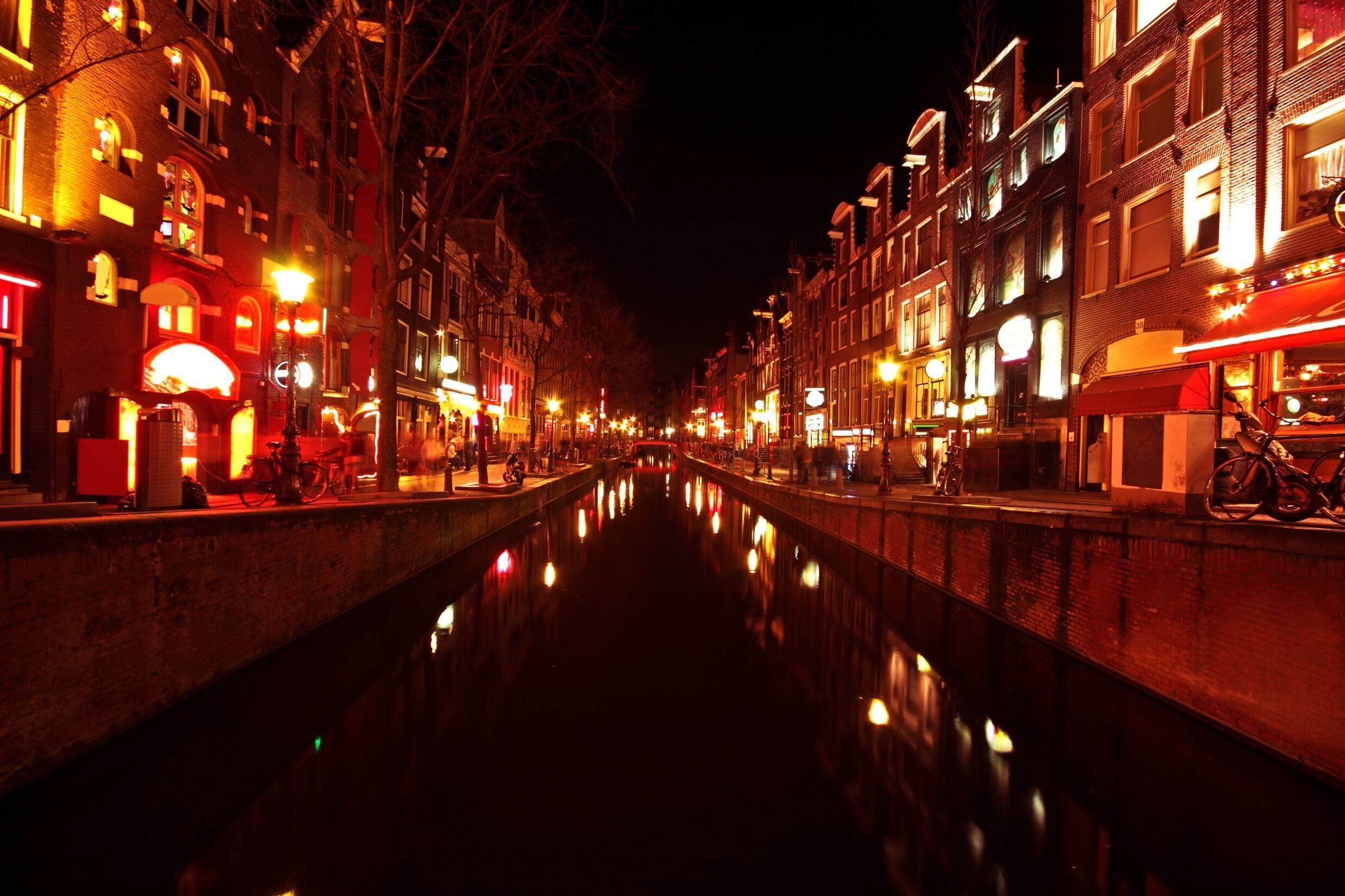 2475x1649 Visit Red Light District: 2026 Red Light District, Amsterdam Travel Guide