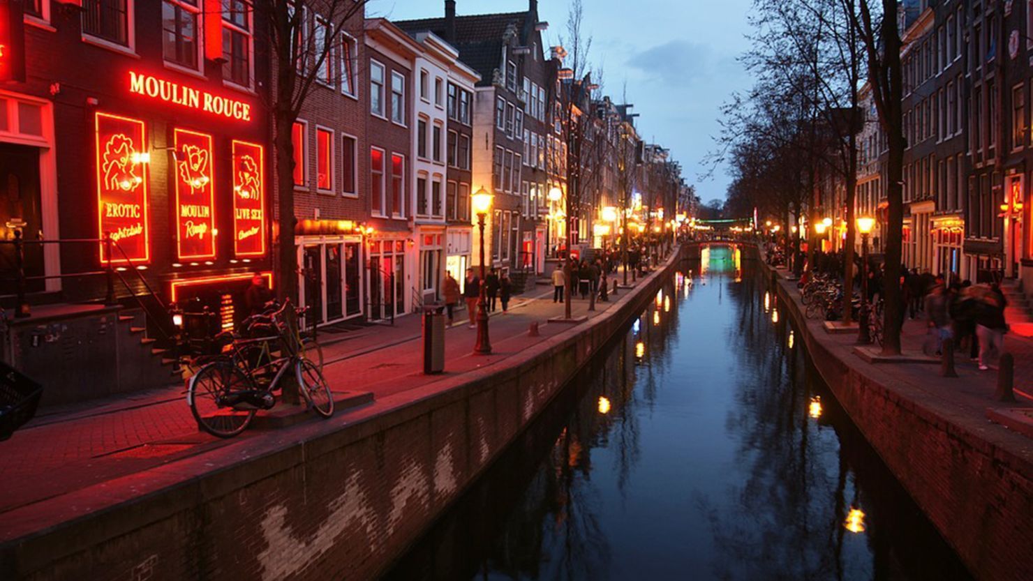 1480x833 Let Amsterdam Red Light District tours continue, group says
