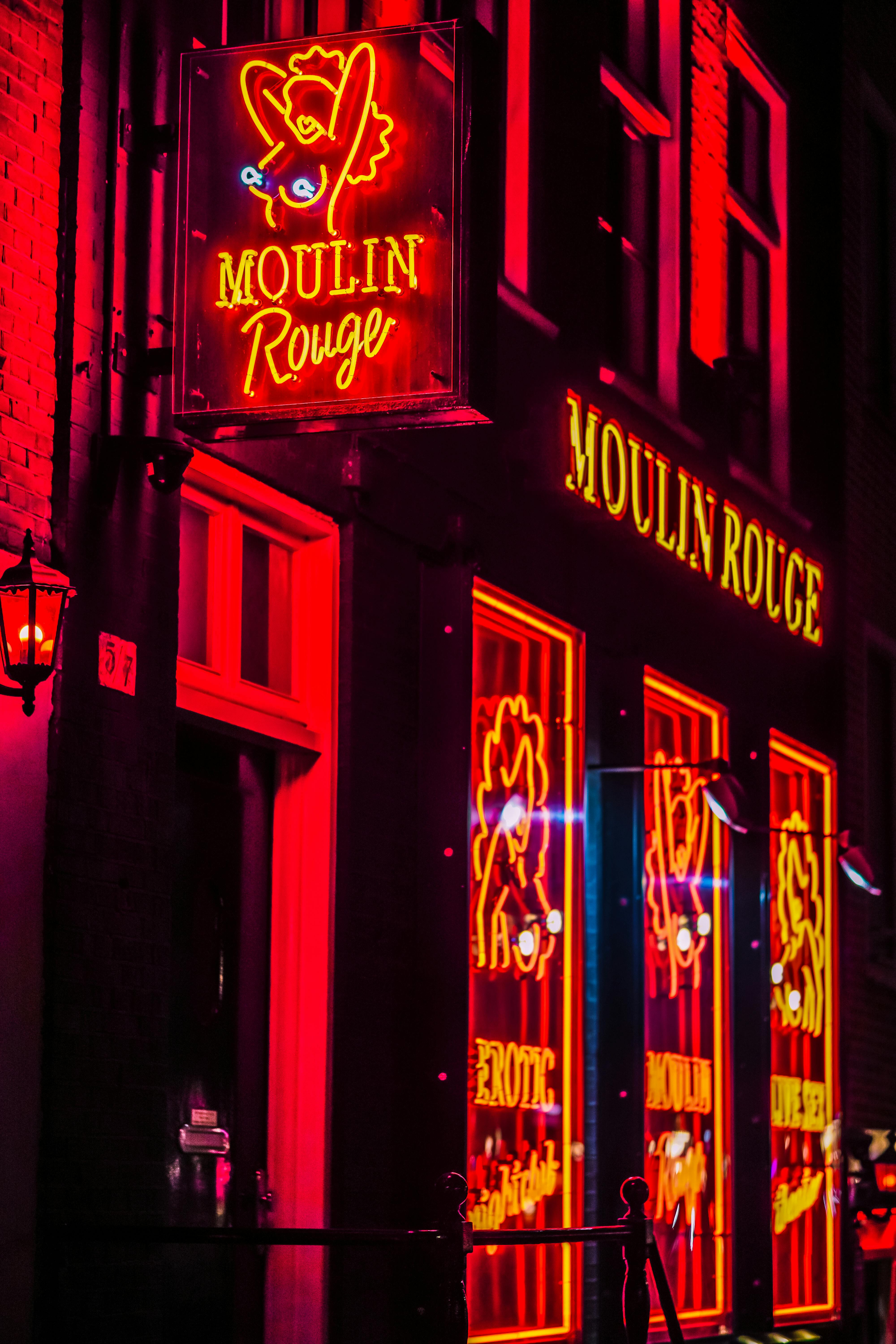 4000x6000 Red Light Photohoot. Your Amsterdam Host
