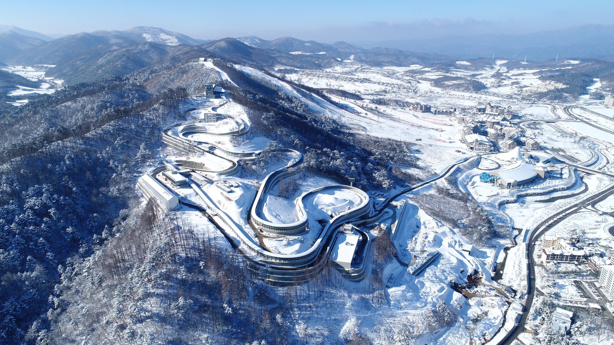 2048x1152 The Olympic Winter Games PyeongChang 2018 Blue World