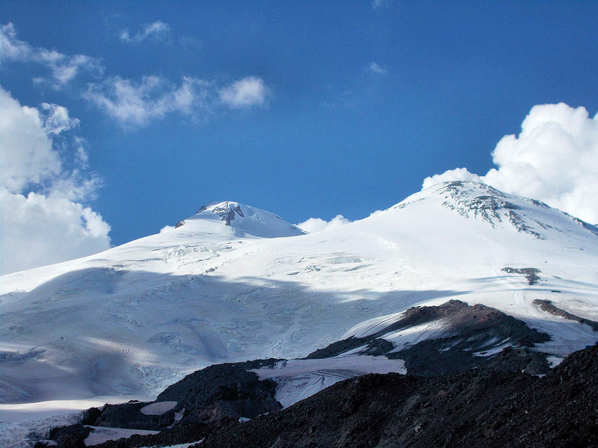 2048x1536 Mt. Elbrus climb of Fergal Hingerty