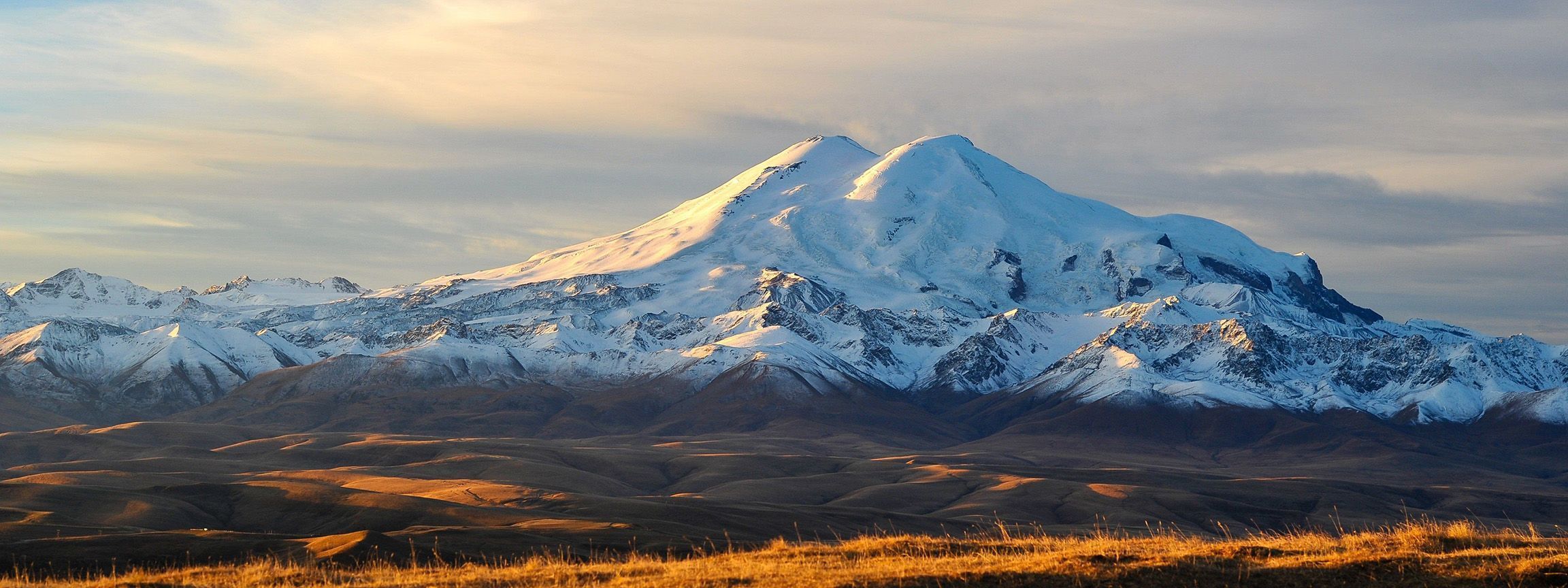 2304x864 Elbrus summit