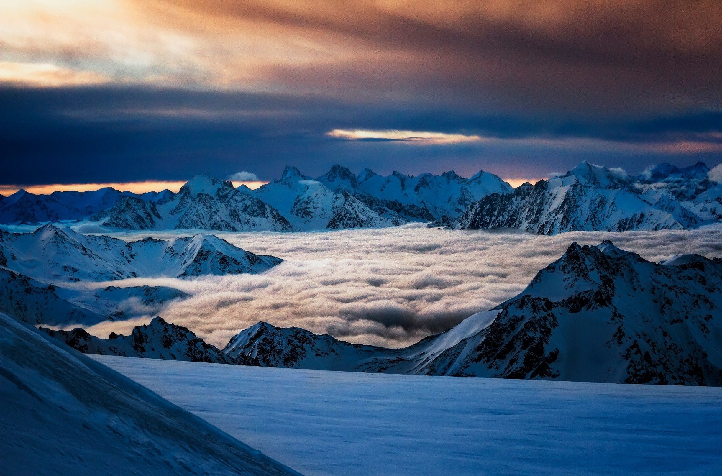 2448x1614 Mount Elbrus Tours
