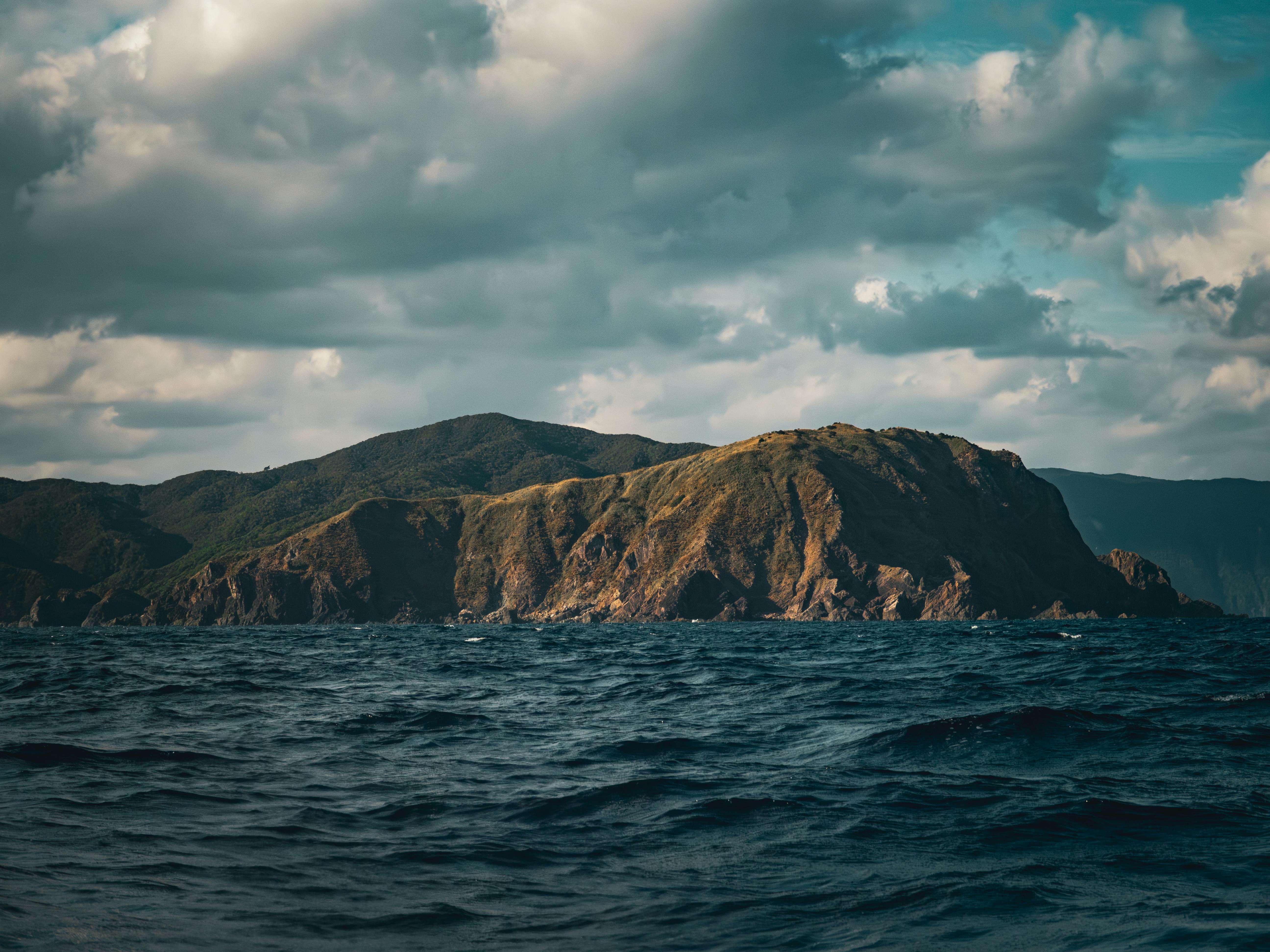 5184x3888 Scenic Coastal View in Kagoshima Prefecture · Free
