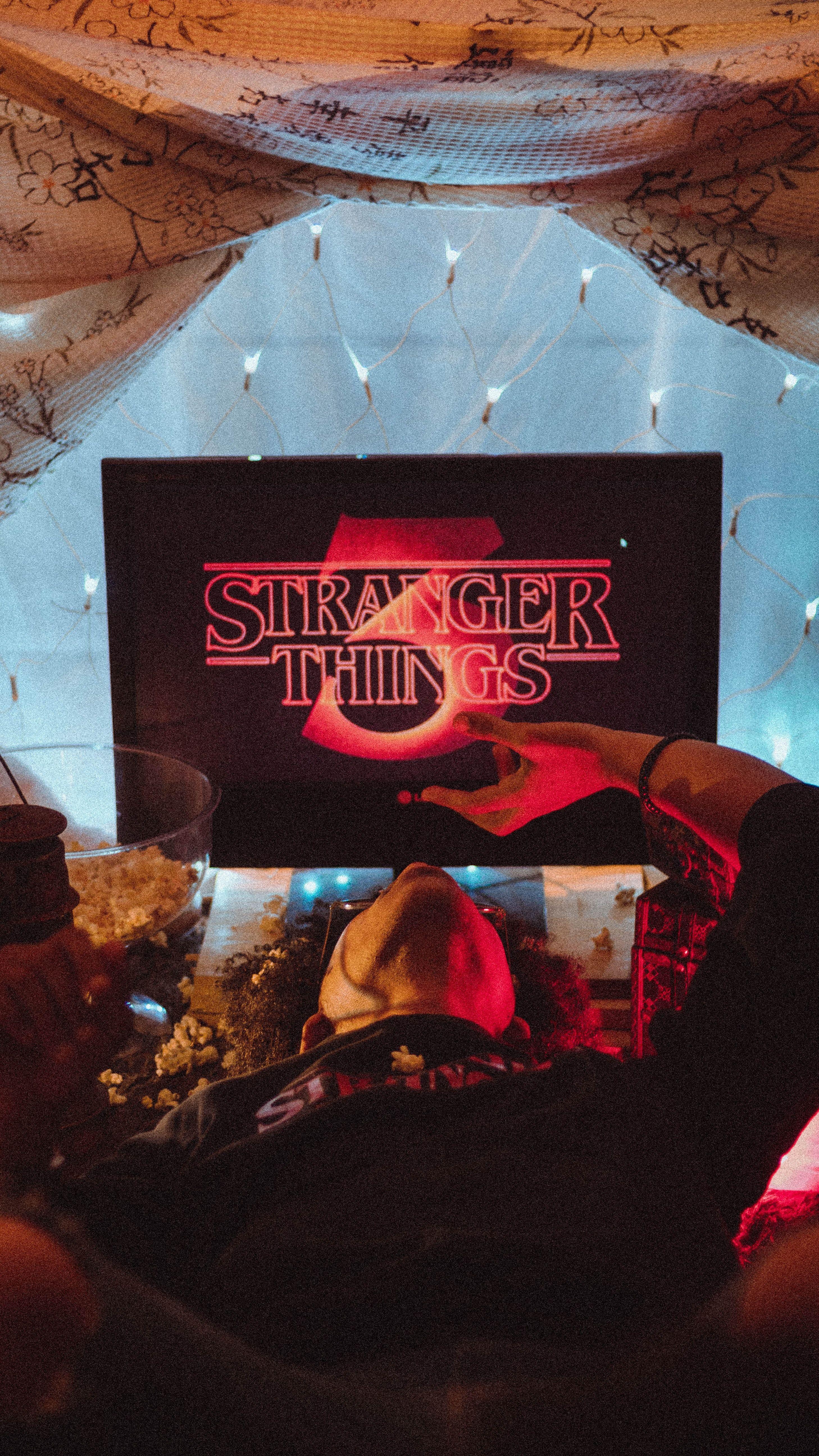 2916x5184 Stranger Things Wallpaper · Free