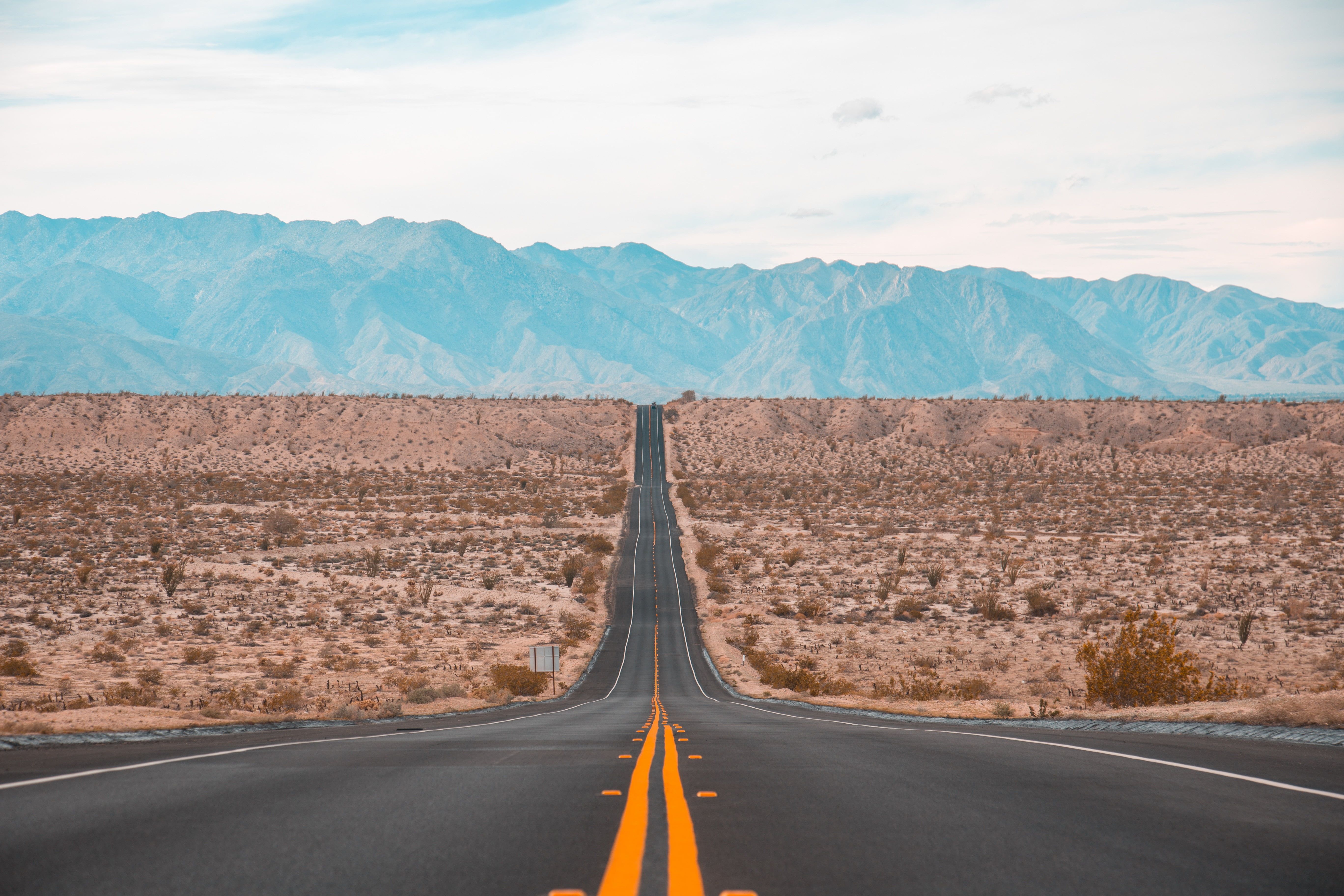 5472x3648 Devil's Road, U.S.A, Road, Marking, Mountains HD wallpaper