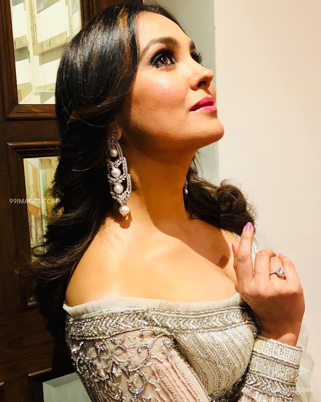 1080x1350 Lara Dutta Beautiful Photo & Mobile Wallpaper HD Android IPhone