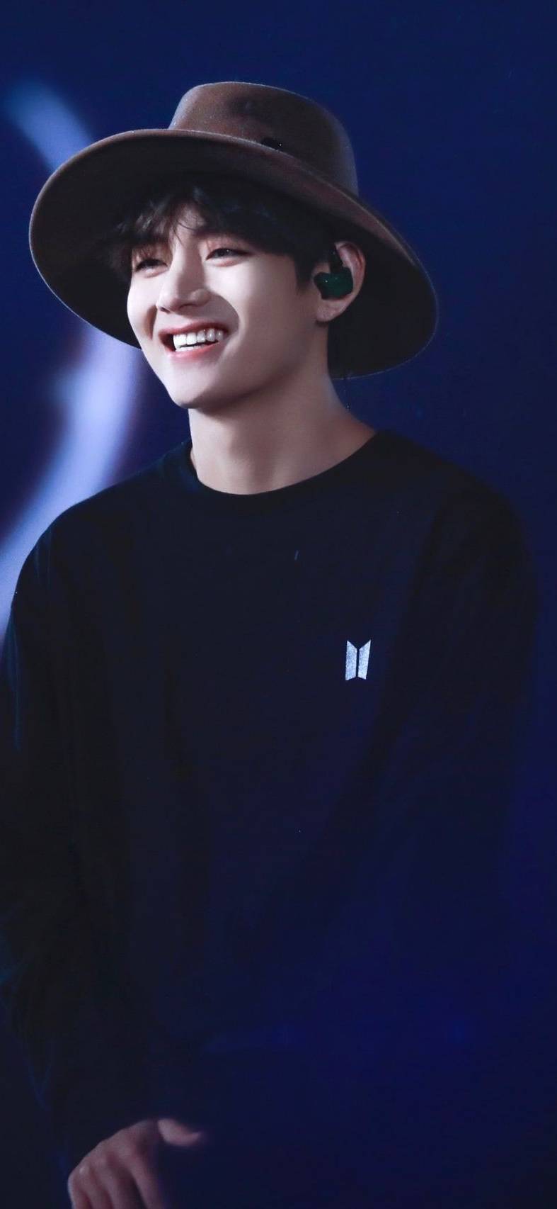 787x1706 BTS V Wallpaper ! Download Free HD Image of BTS V