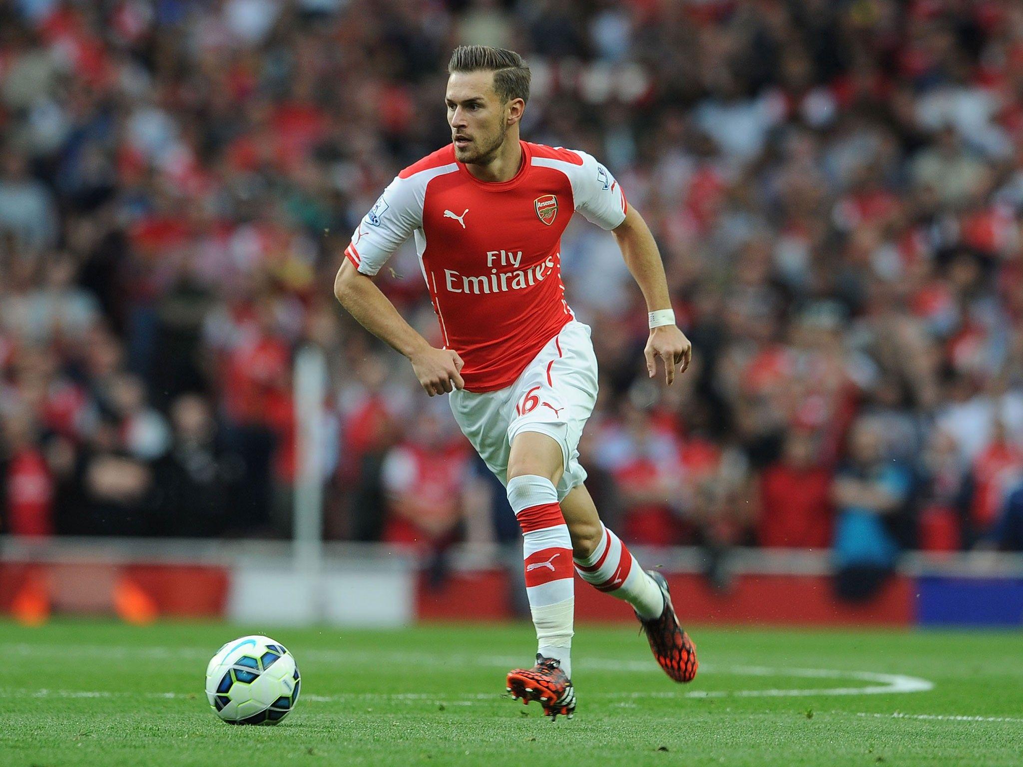 2048x1536 Aaron Ramsey Take The Ball Cool Image HD Download Apple