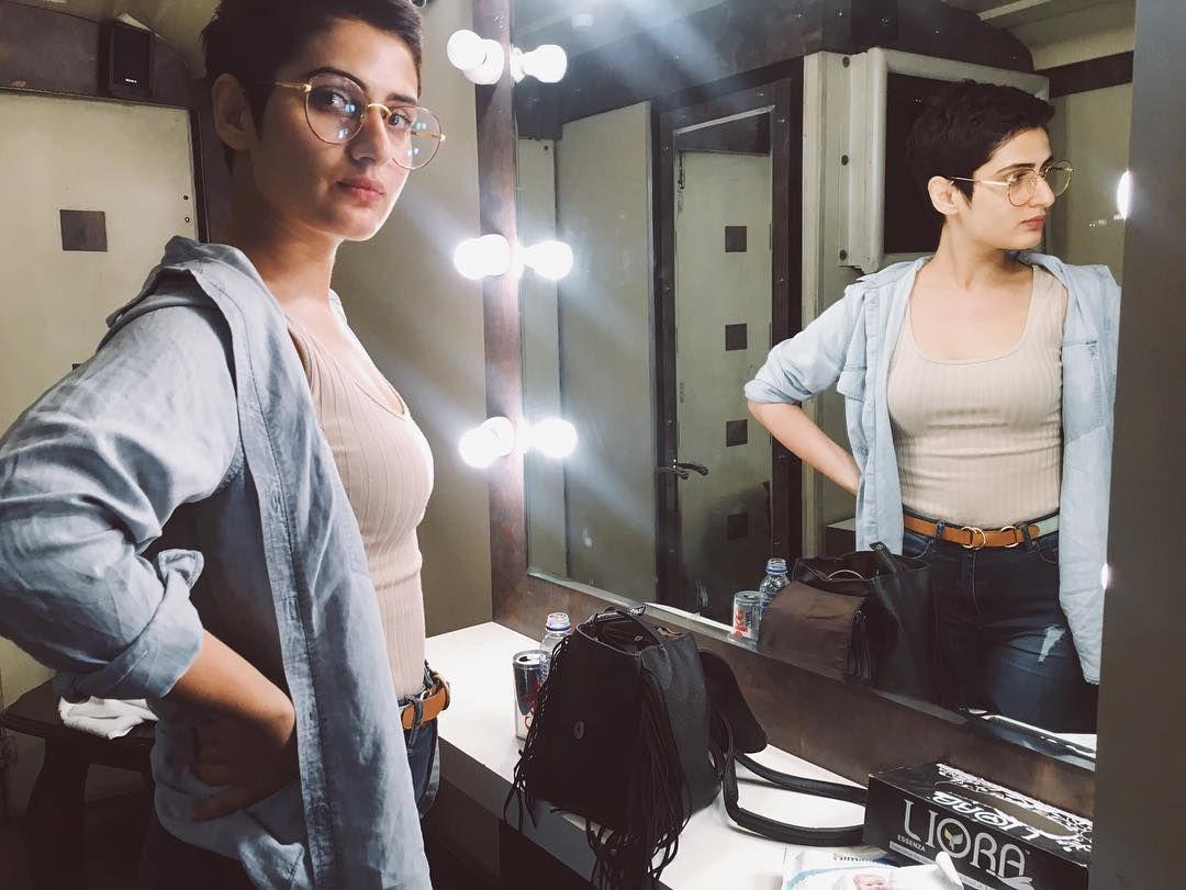1080x811 Fatima Sana Shaikh HD Wallpaper, Photo, Image, Pics. Bikini